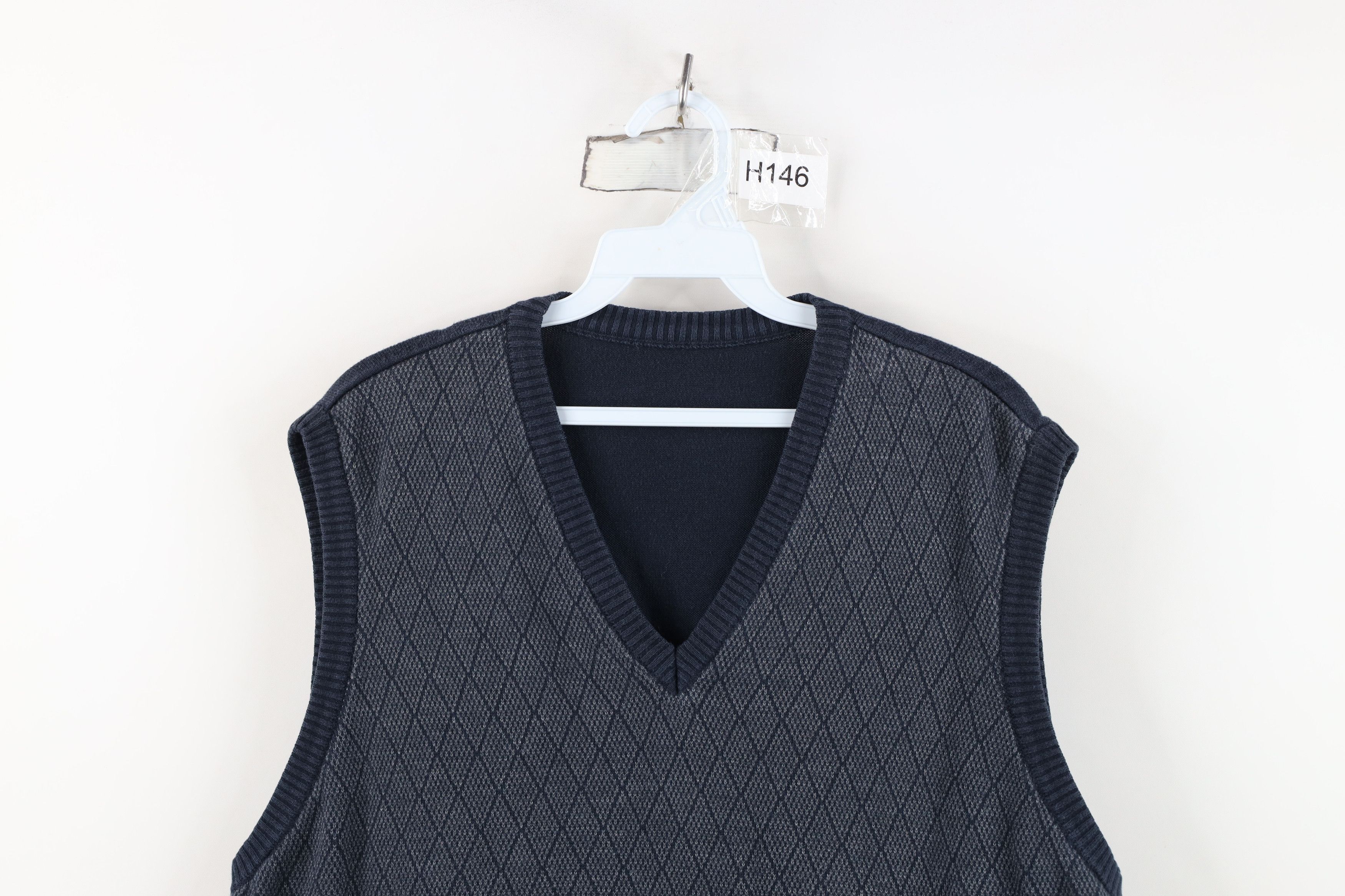 Vintage Vintage 90s Streetwear Diamond Knit V-Neck Sweater Vest Size US XL / EU 56 / 4 - 2 Thumbnail