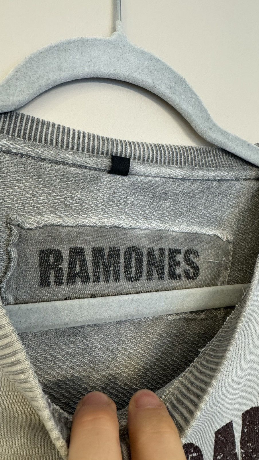Band Tees × Vintage Ramones sweatshirt grey vintage 00s rock bands Size US M / EU 48-50 / 2 - 4 Thumbnail