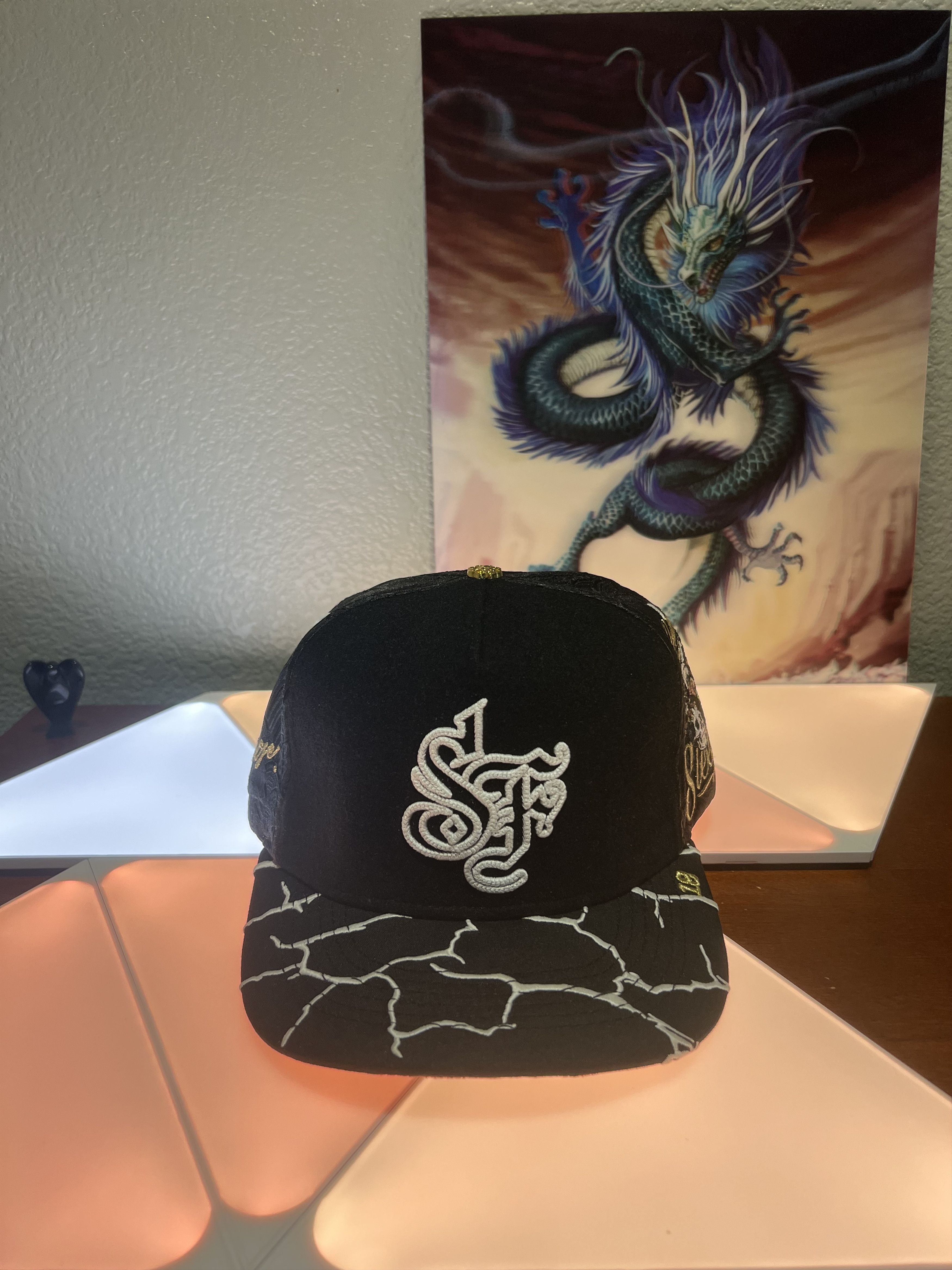 Other OG SF: “Dreams Don’t Sleep” Limited by Dvniel.luu Size ONE SIZE - 1 Thumbnail