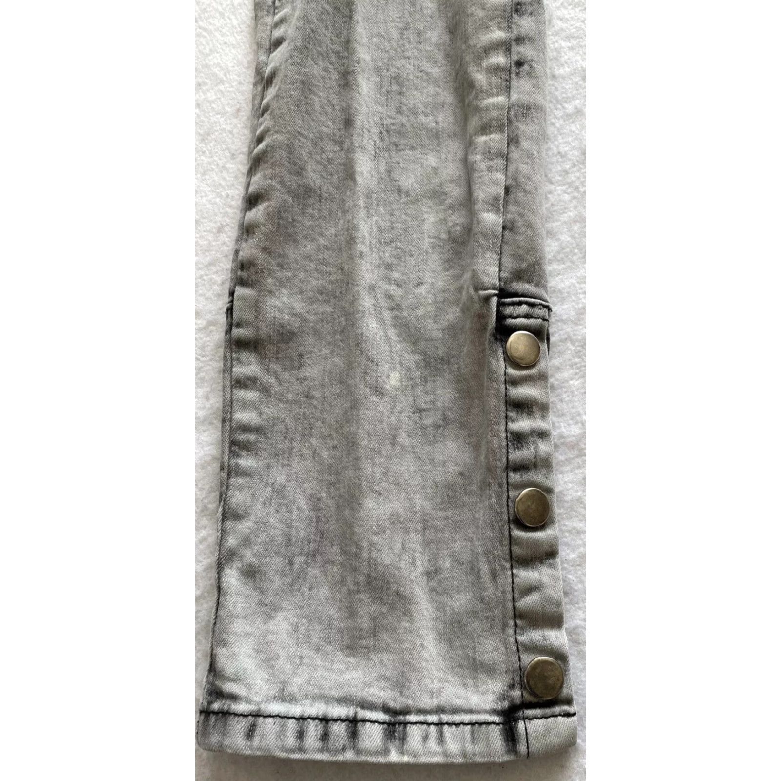 Forever 21 FOREVER 21 Jeans Men 32X32 Slim Distressed Gray Denim Zip Pockets Inseam 32 Modern Modern Mens Size US 32 / EU 48 - 6 Thumbnail