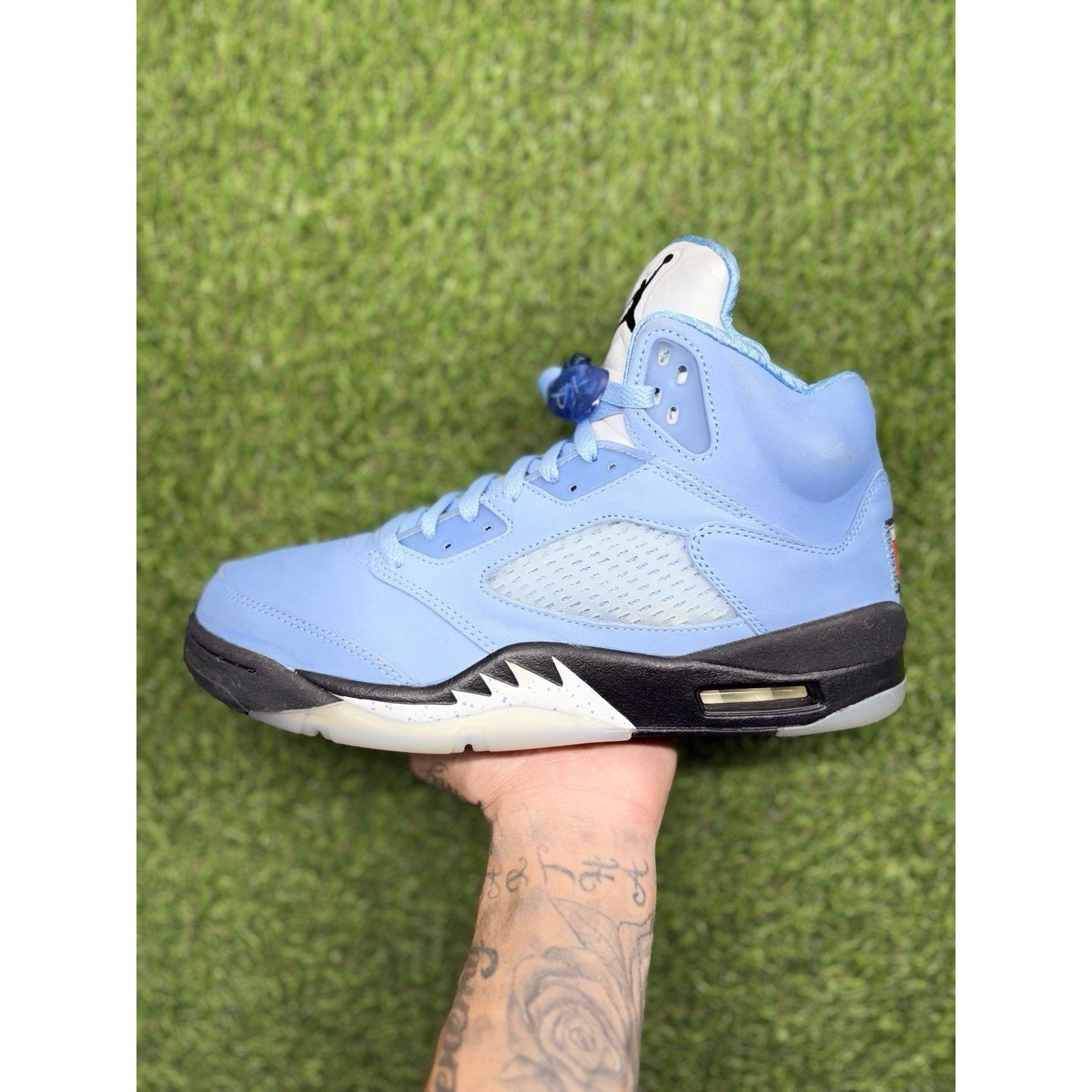 Jordan Brand Air Jordan 5 Retro SE Mid ' UNC ' | GREAT CONDITION! Size US 9 / EU 42 - 9 Thumbnail
