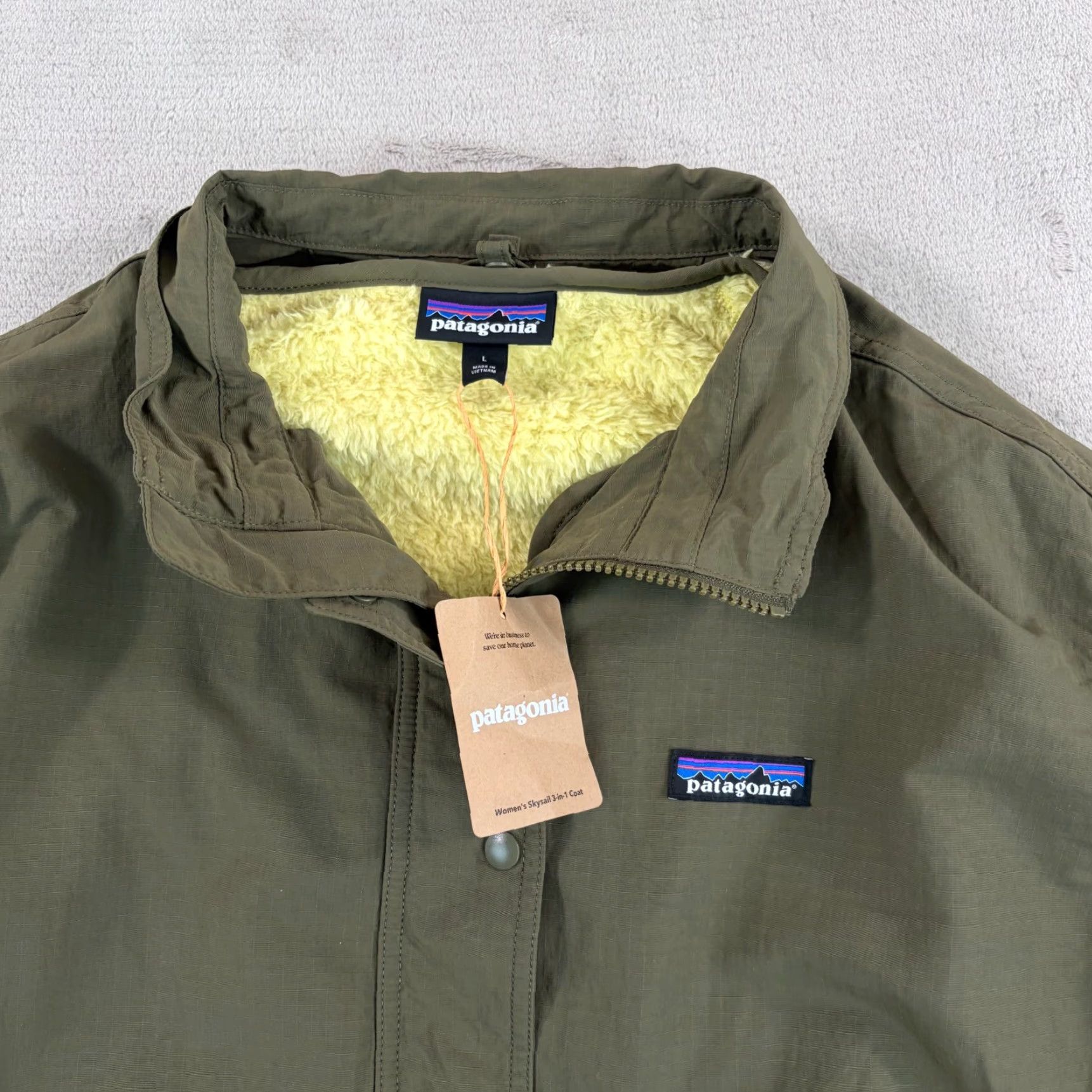Patagonia Patagonia Skysail 3-in-1 Coat Women Large Green Nylon Waterproof Windproof Zipper Pockets 3-in-1 Jacket L Knit NWT Fabric: Soft Shell/Polyester Lining Size L / US 10 / IT 46 - 4 Thumbnail
