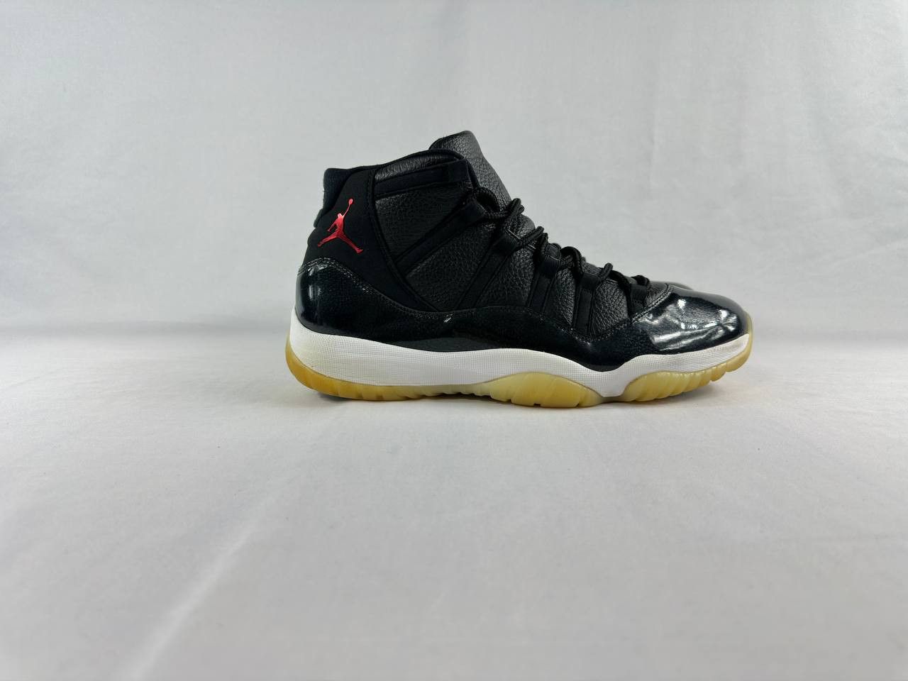 Air jordan 11 Retro 72-10 BEWARE Before Buying Jordan 11 Low 72-10 Review and On Foot  main image 4