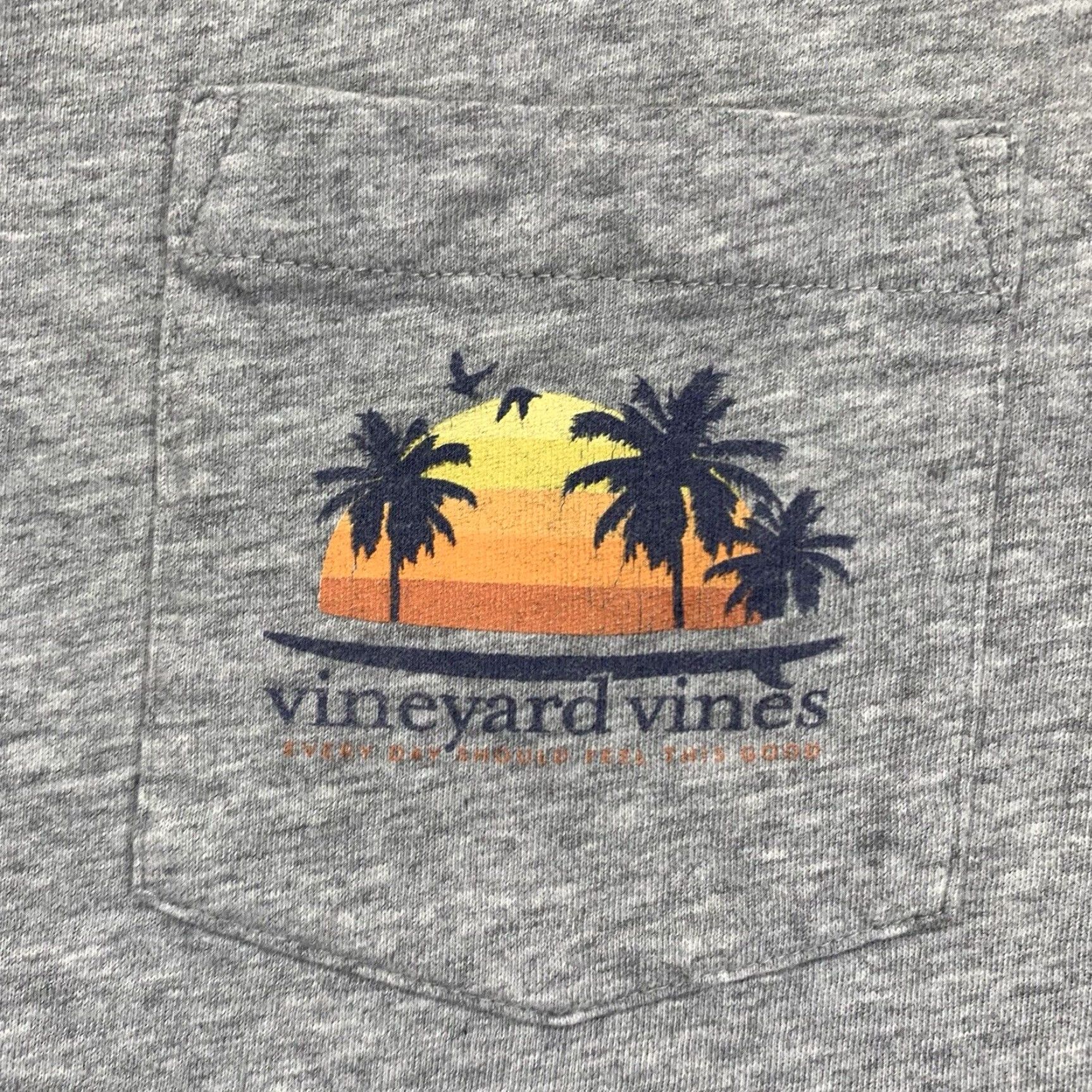 Vineyard Vines VINEYARD VINES Graphic T-Shirt Mens XS Faded Sunset Palms Gray Cotton Beach Preppy Size US XS / EU 42 / 0 - 4 Thumbnail