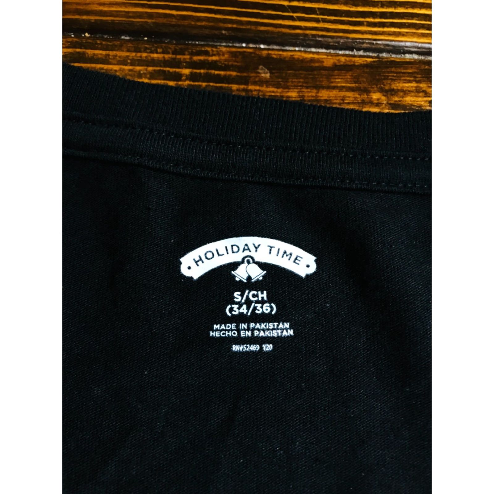 Vintage Holiday Time T-Shirt Mens Small Black Christmas Chushin' It! Holiday Time Size US S / EU 44-46 / 1 - 3 Thumbnail