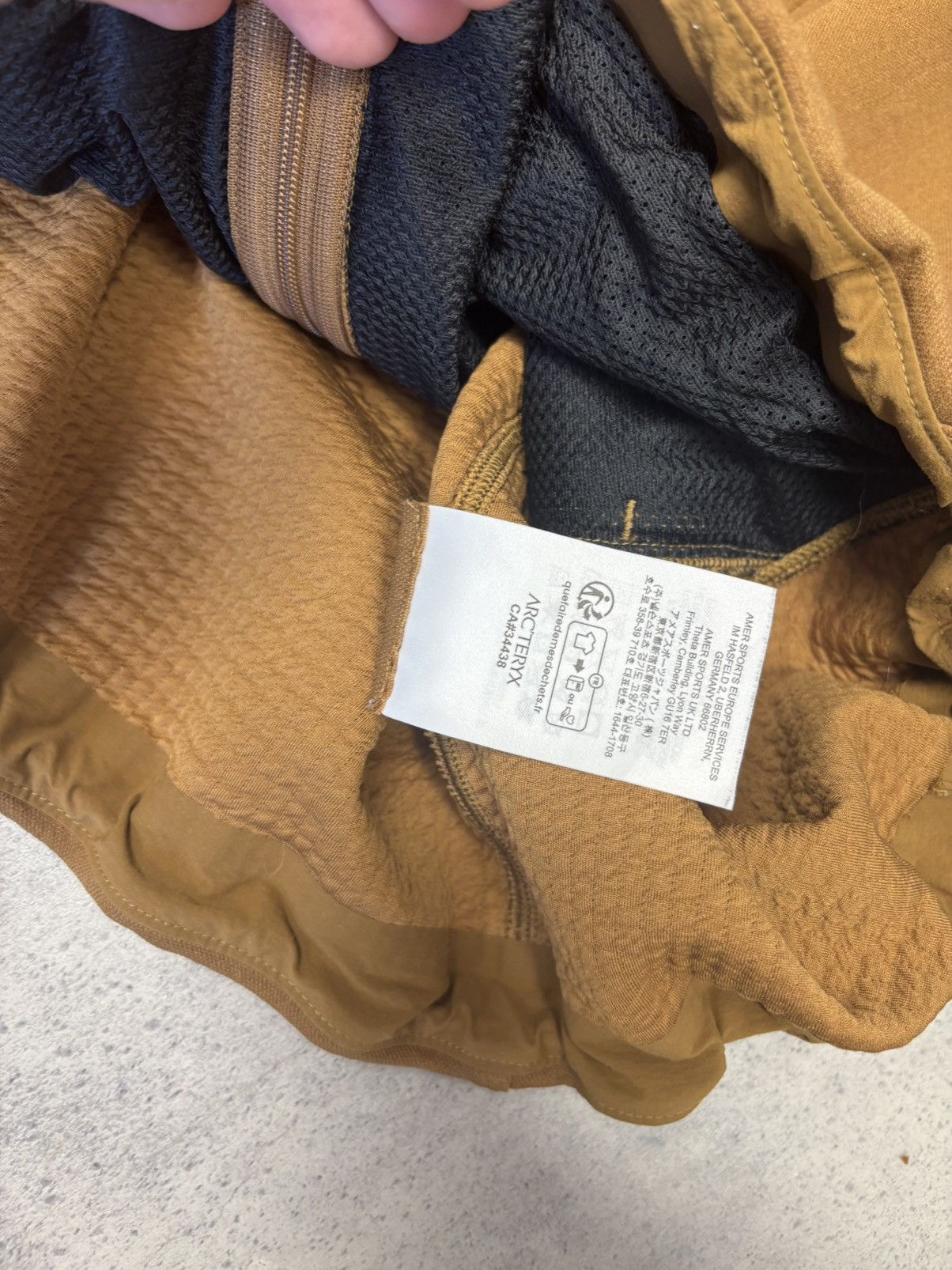 Arc'teryx Arcteryx brown water resistant jacket Size US XL / EU 56 / 4 - 8 Thumbnail