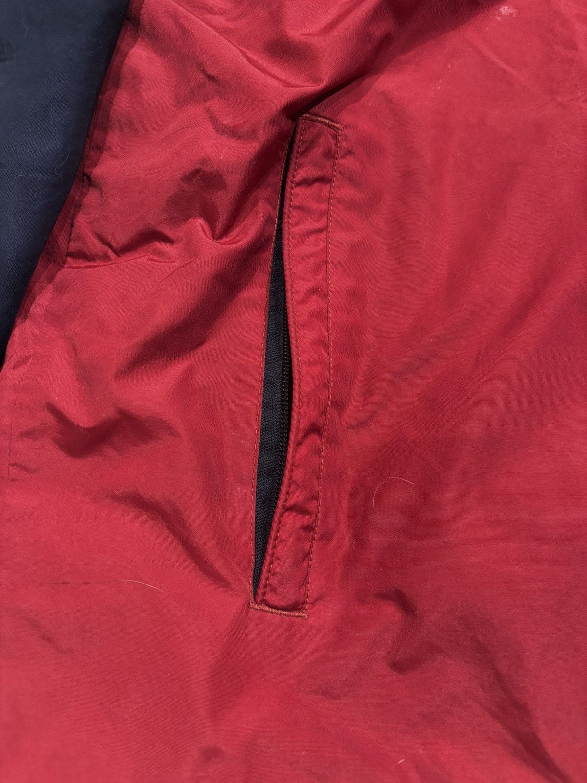 Tommy Hilfiger Men’s windbreaker jacket.mj0309 Size US L / EU 52-54 / 3 - 7 Thumbnail