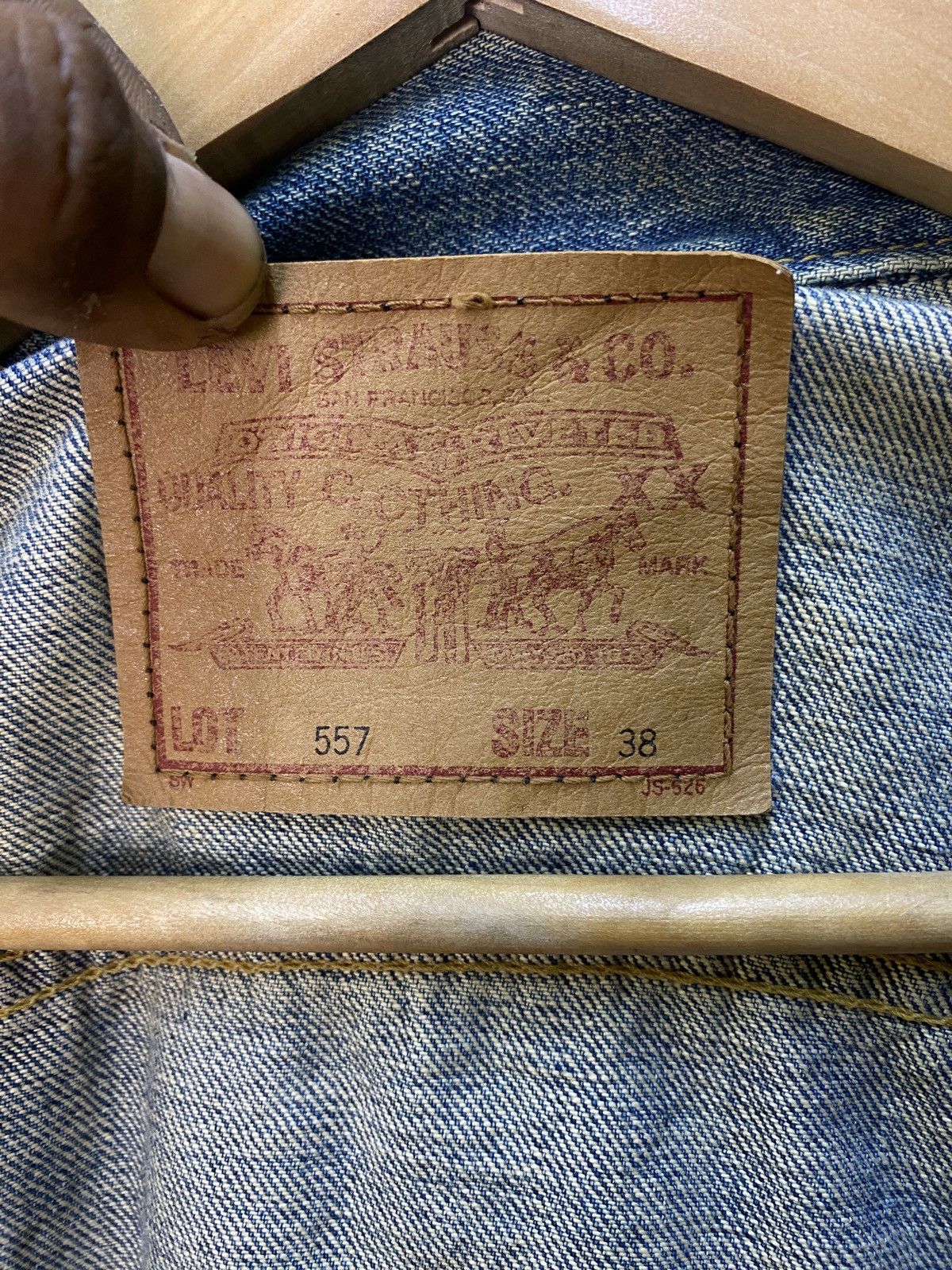 If Six Was Nine × Iron Heart × Levi's Vintage Clothing Vintage 90’s levis big E LOT 557 denim jacket Size US S / EU 44-46 / 1 - 9 Thumbnail