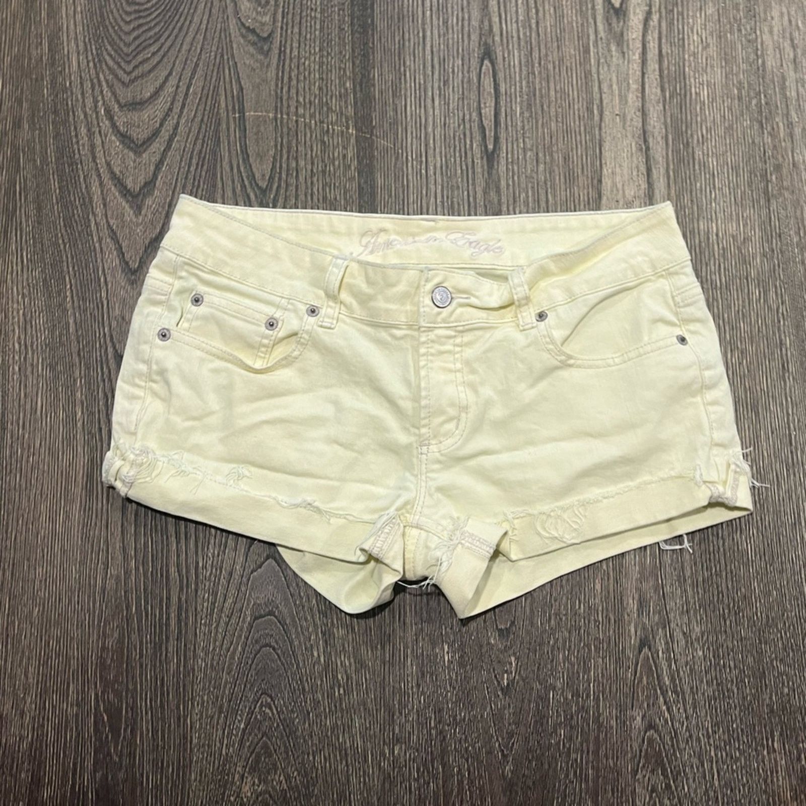 American Eagle Outfitters American Eagle Womens Jean Shorts Mid Rise Cuffed Hem Denim Size 28" / US 6 / IT 42 - 1 Thumbnail