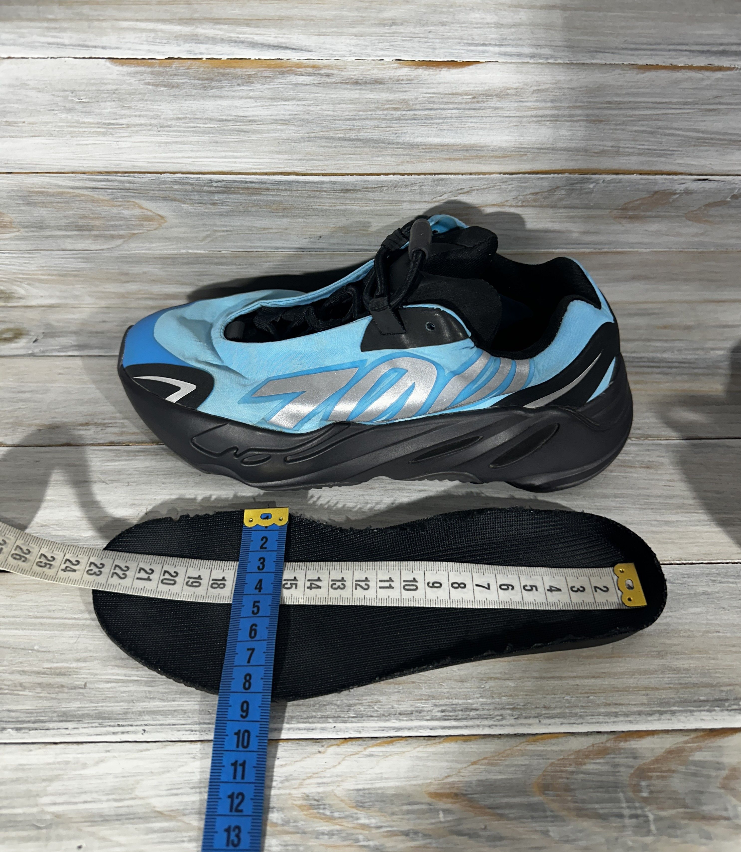 Adidas Adidas Yeezy Boost 700 'Bright Cyan' Kids Sneakers Synthetic Size US 5 / EU 37 - 15 Thumbnail