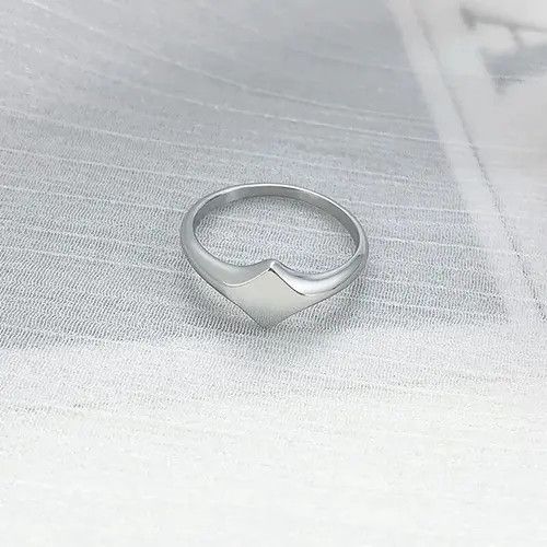 Jewelry × Vintage Hall's Lotus Signet Ring, Size ONE SIZE - 4 Thumbnail
