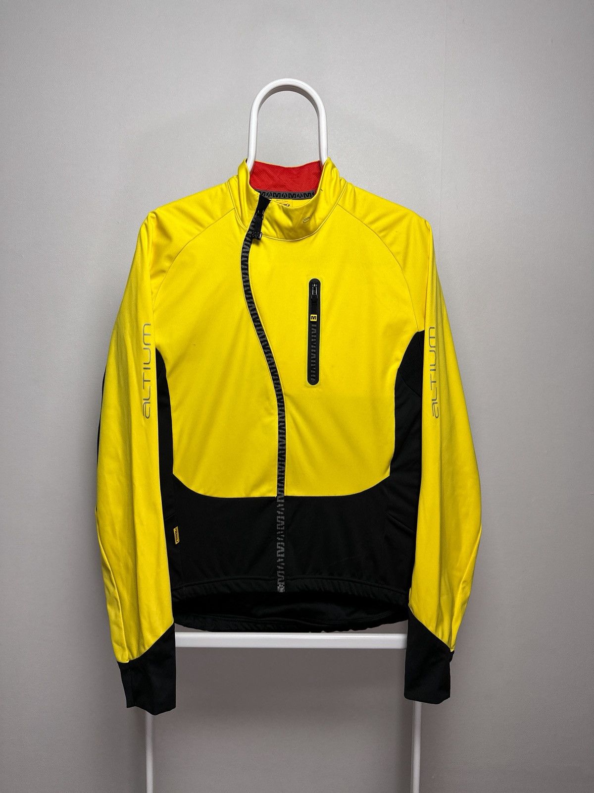 Other Mavic Altium Cycling Jersey Full Zip Jacket Size M Size US M / EU 48-50 / 2 - 1 Thumbnail