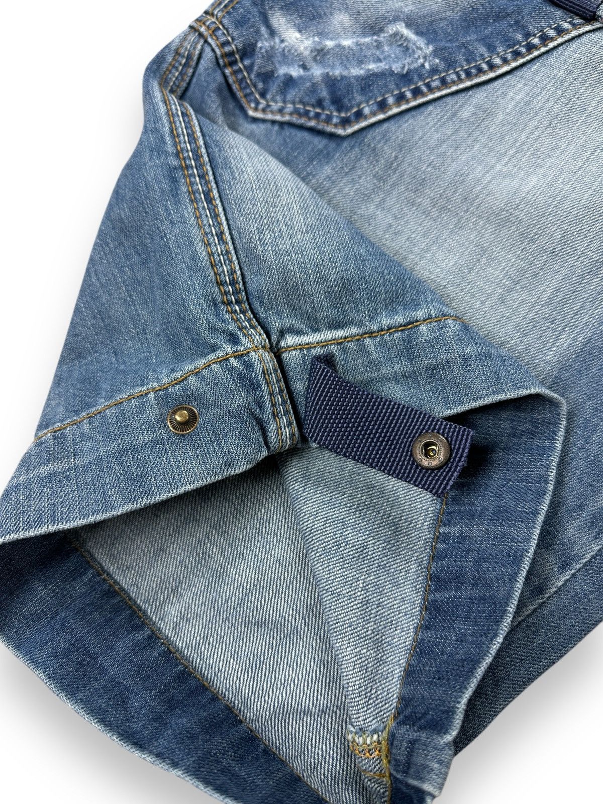 Dolce & Gabbana × Vintage Vintage Y2K Dolce & Gabbana Denim Cargo Shorts Size US 30 / EU 46 - 4 Thumbnail