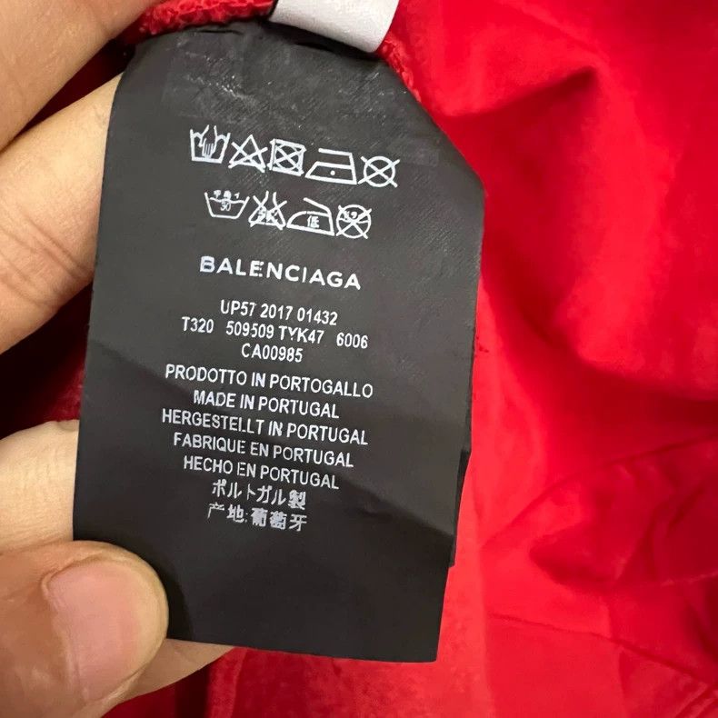 Balenciaga Balenciaga Patchwork Contrasting Letter Printed Hoodie Size US XS / EU 42 / 0 - 5 Thumbnail