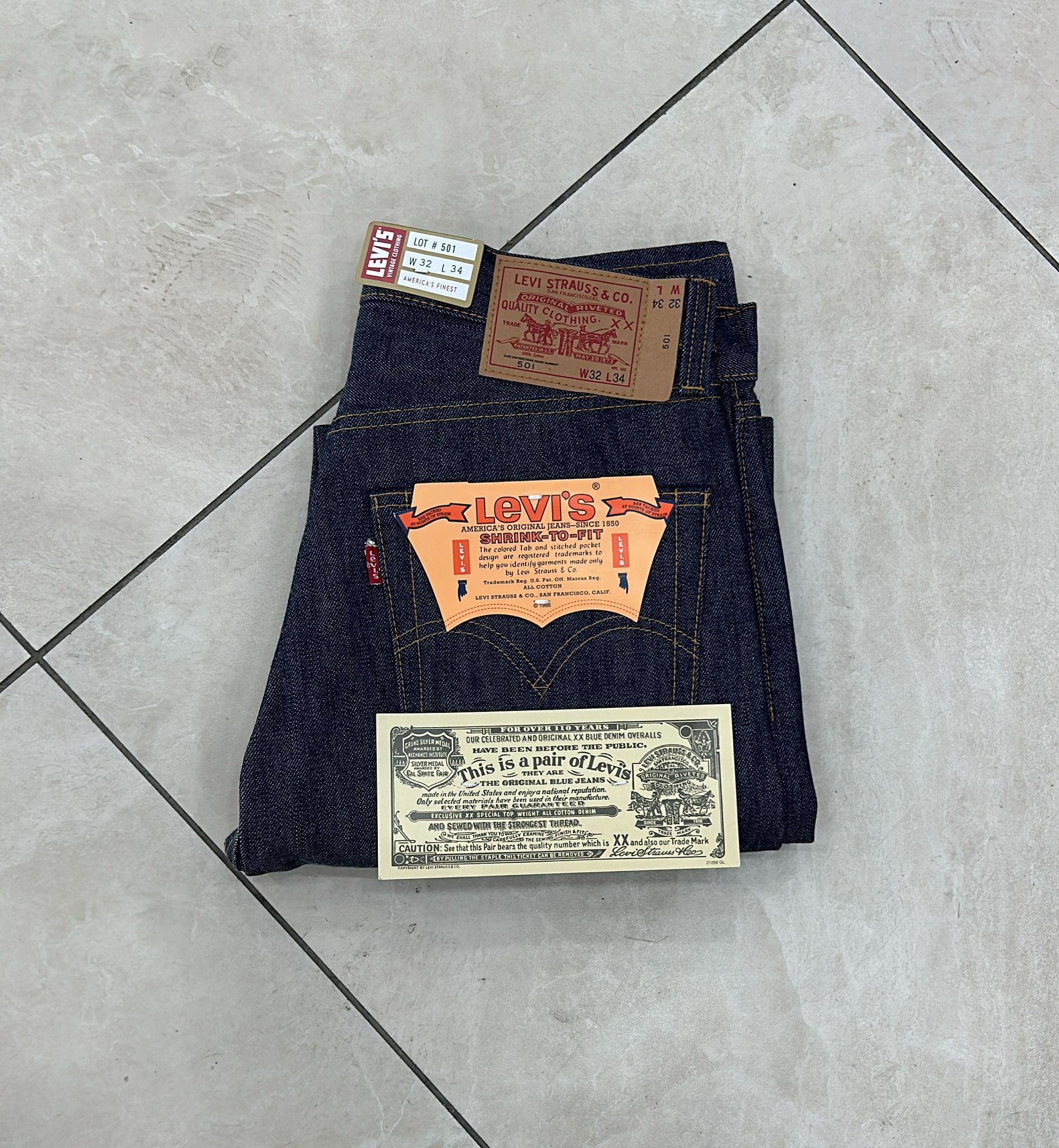 Levi's Vintage Clothing LVC Levi's Vintage Clothing 1971 501 Golden Ticket Slevedge Size US 32 / EU 48 - 1 Thumbnail