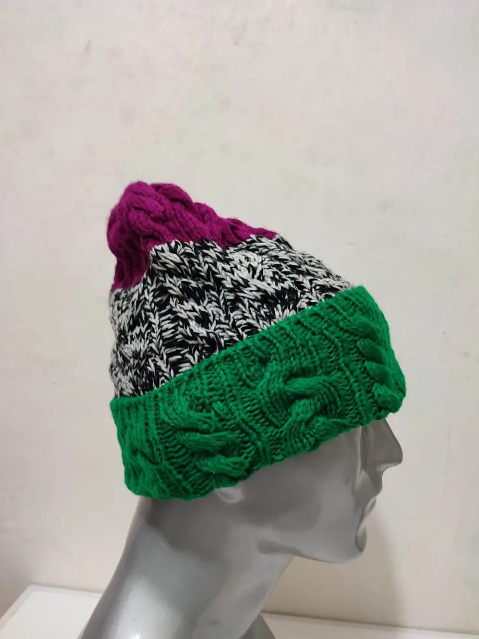 Japanese Brand Amina Nice Design 3 Tone Colour Beanie Hats Size ONE SIZE - 5 Thumbnail