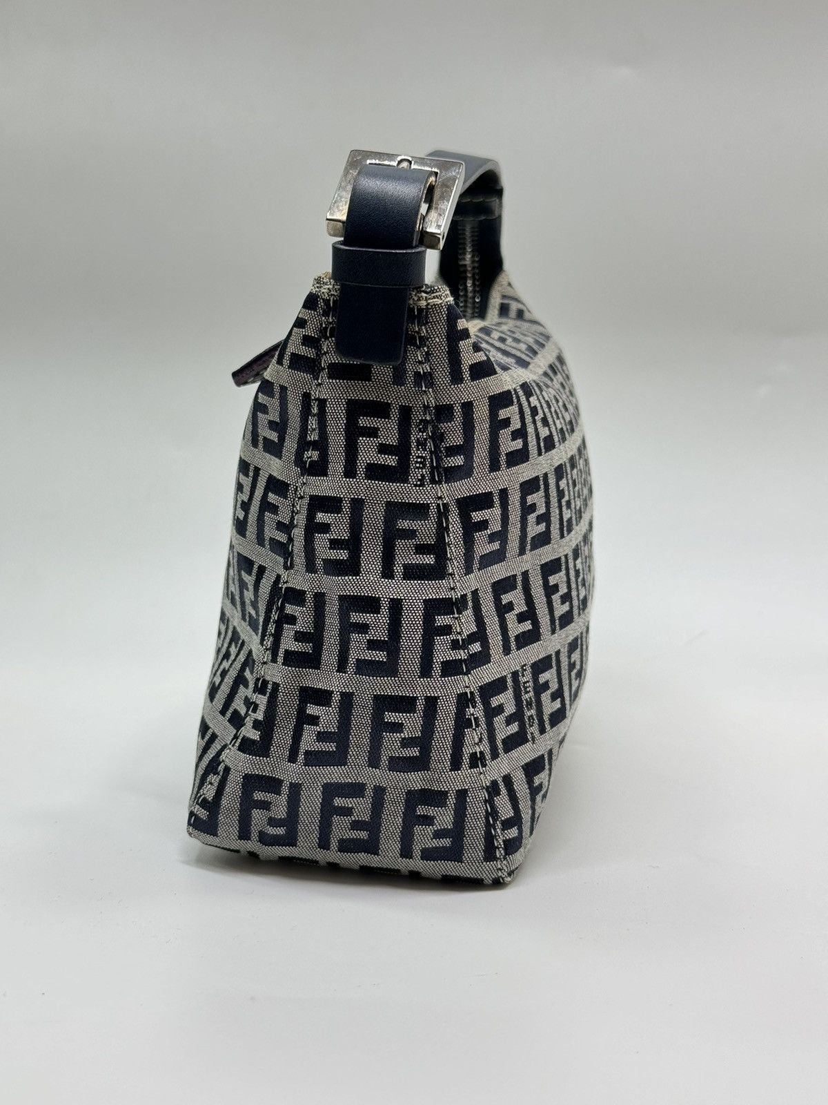Fendi Fendi Baguette cloth handbag Size ONE SIZE - 3 Thumbnail