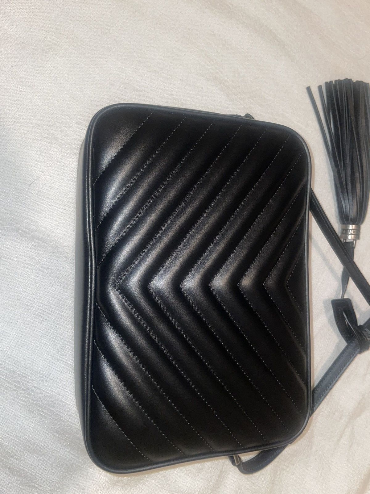 Yves Saint Laurent Lou Camera Bag Matelasse Chevron Leather Small Size ONE SIZE - 8 Thumbnail