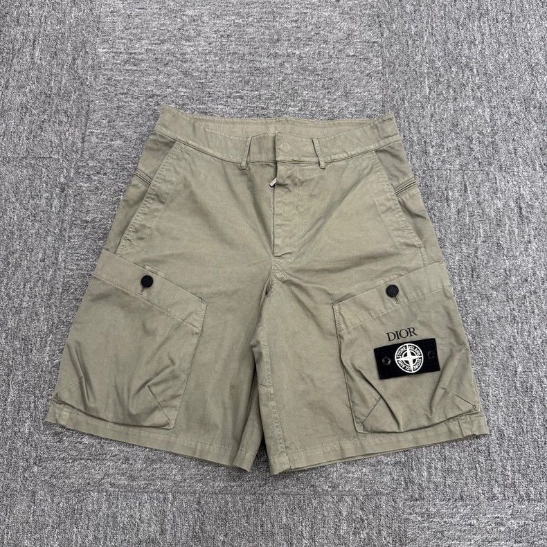 Dior Dior Stone Island Embroidered Logo Shorts-yf Size US 44 / EU 60 - 1 Thumbnail
