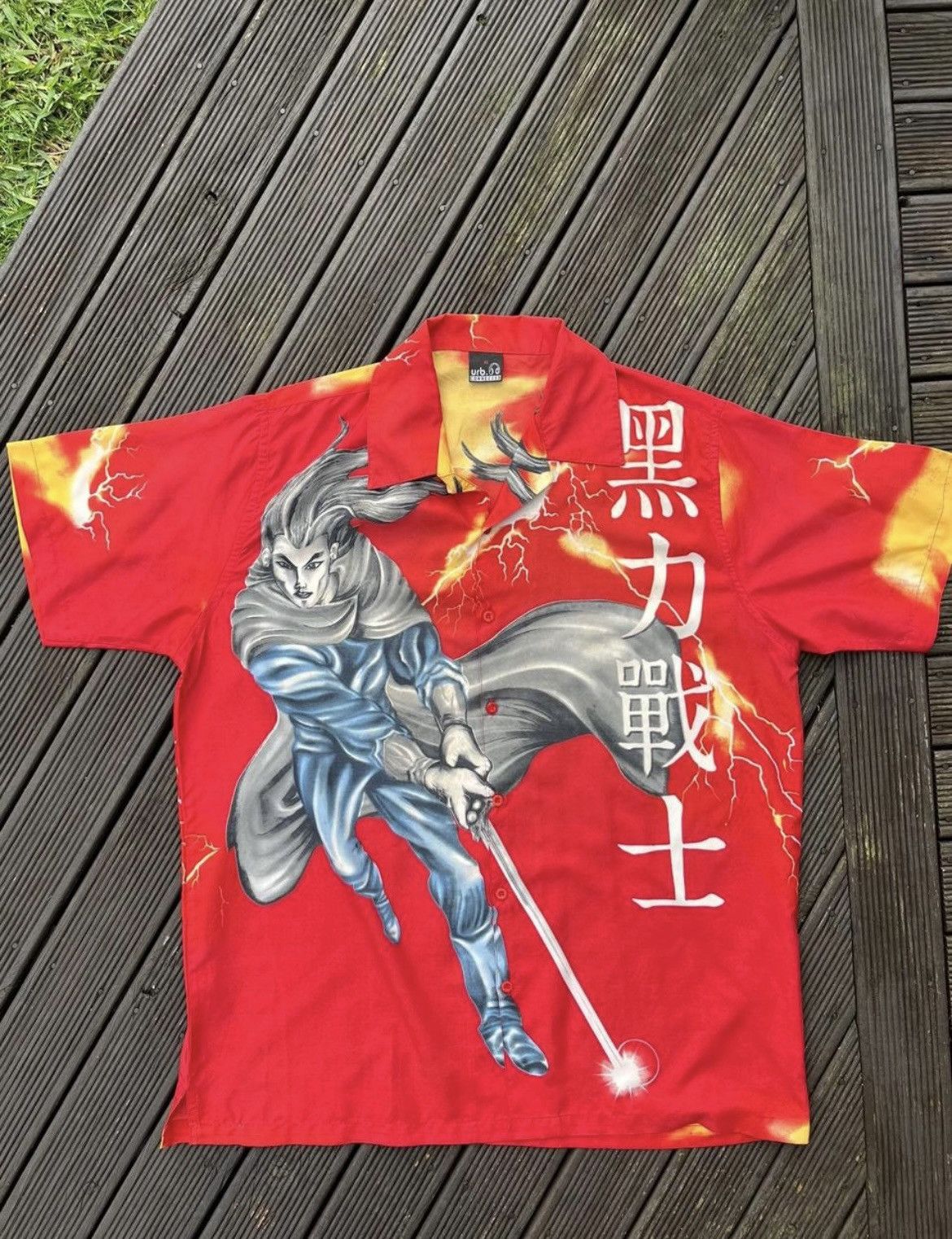Other Y2k Mens short-sleeve Japanese Samurai graphic button-up Size US XL / EU 56 / 4 - 1 Thumbnail