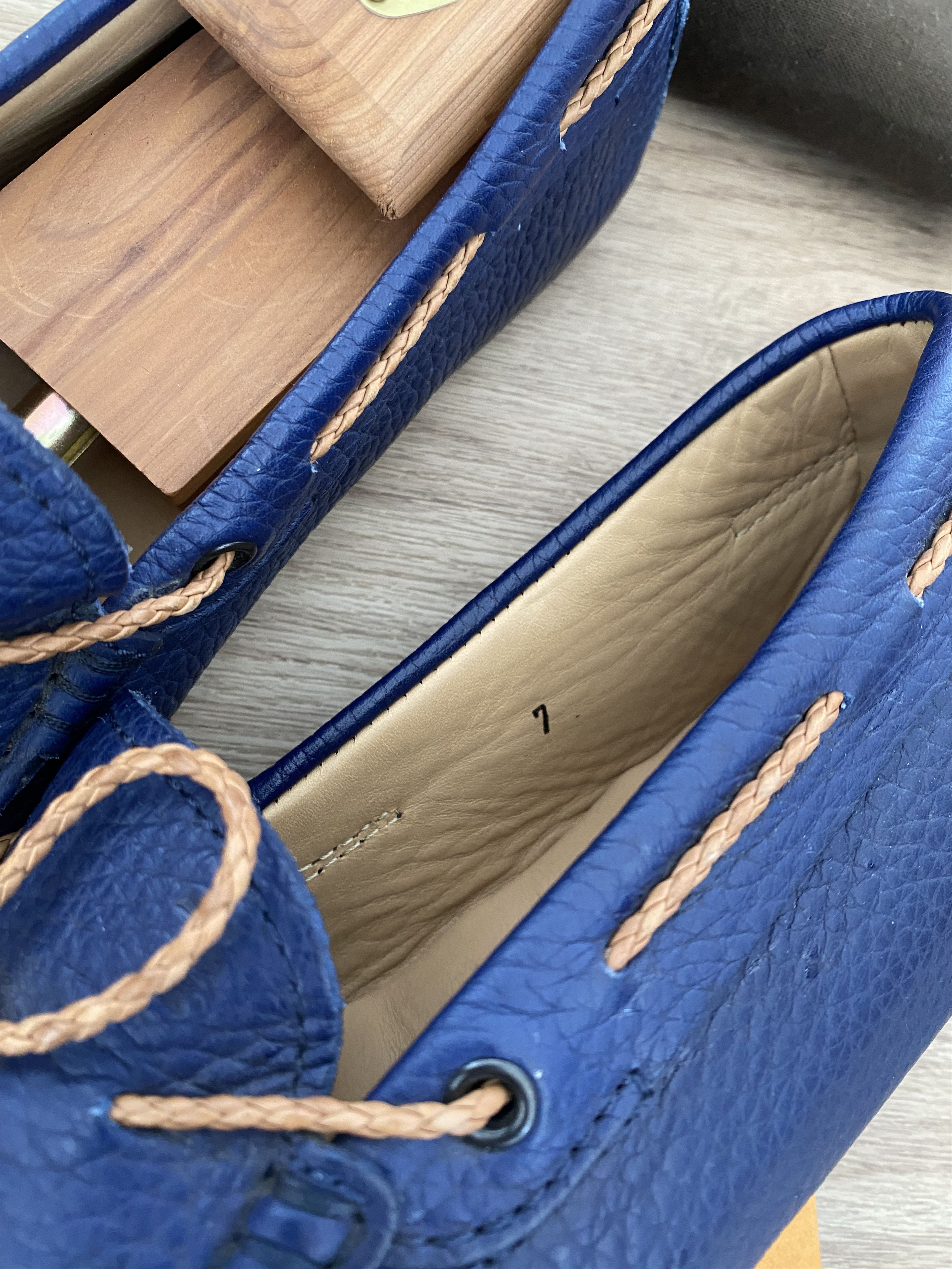 Tod's Tod's Gommino Blue Pebbled Leather Driving Loafers Size UK 7 Size US 8 / EU 41 - 2 Thumbnail