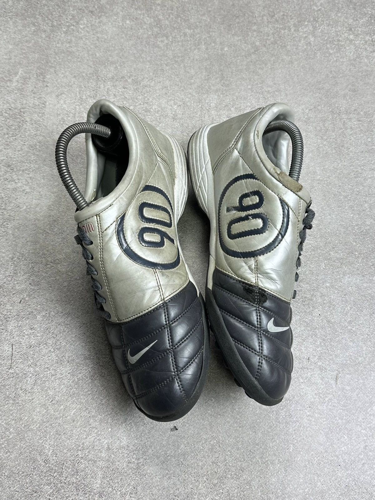 Nike Vintage Nike Total 90 III TF Low Sneakers Y2K US 10 Size US 10 / EU 43 - 3 Thumbnail