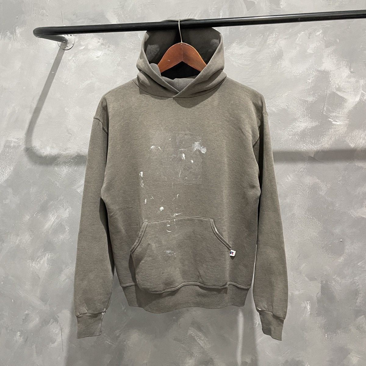 Russell Athletic Rare Vintage 90s Faded Slate Grey Russell Athletic Hoodie Size US M / EU 48-50 / 2 - 1 Thumbnail