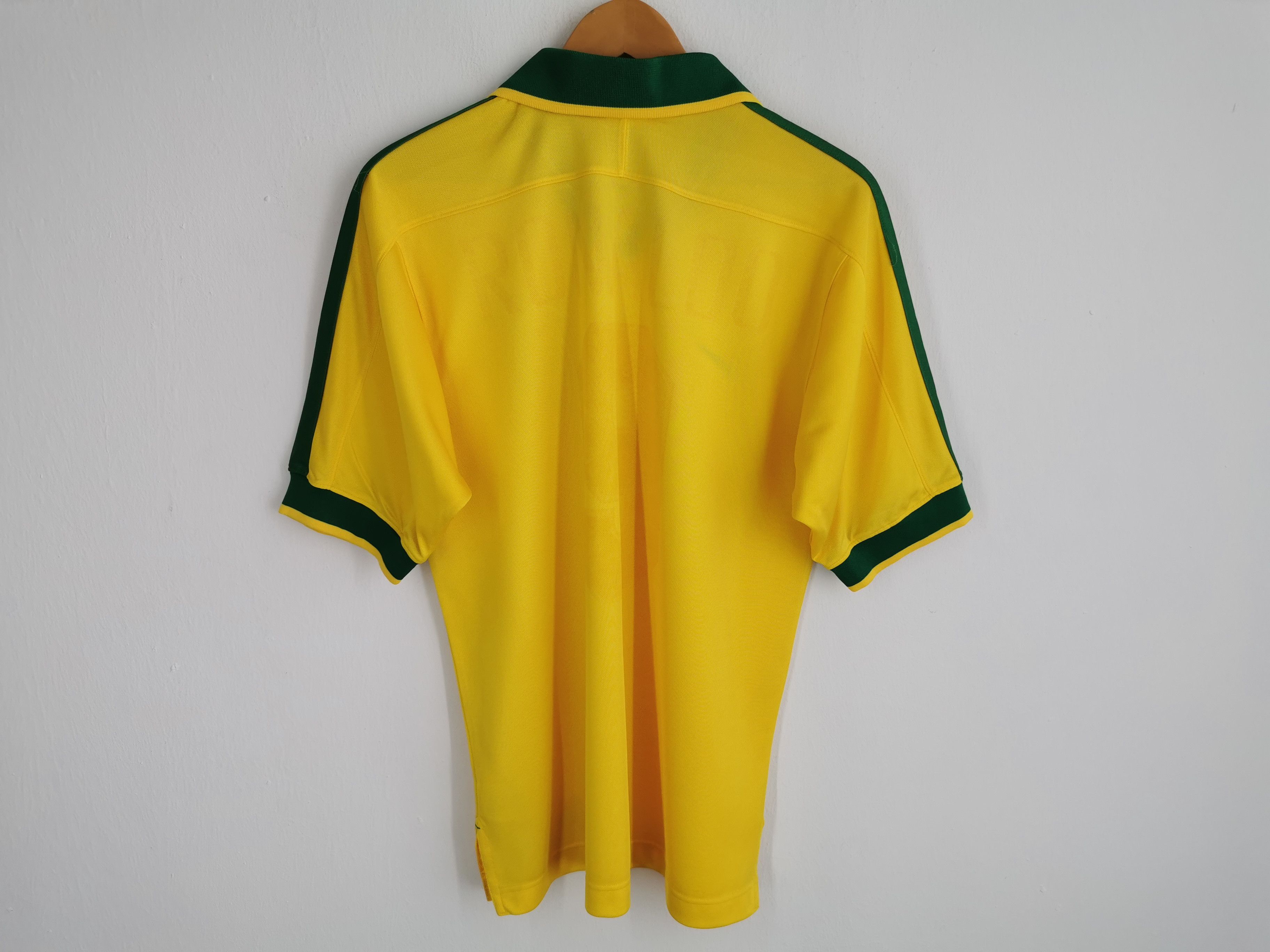 Nike Vintage 90s Brazil Ronaldo #9 WorldCup Football by Nike Size US M / EU 48-50 / 2 - 2 Thumbnail