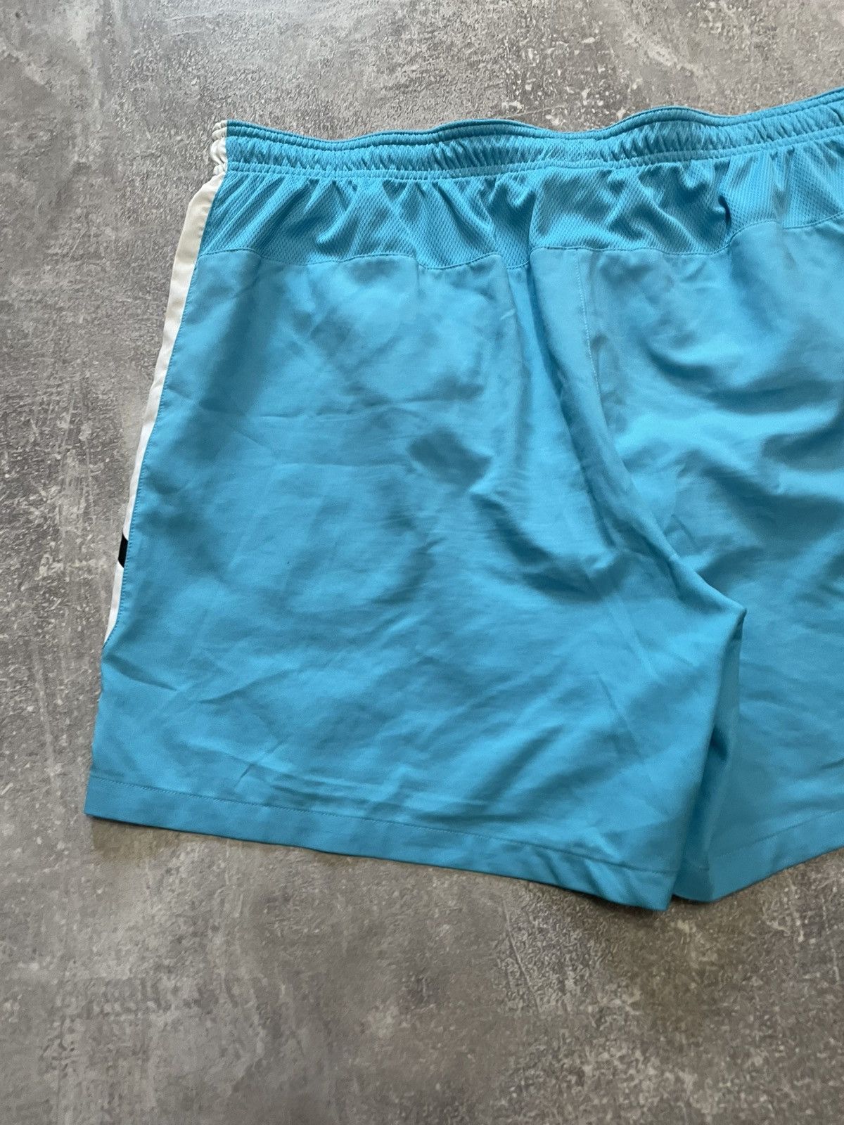 Nike Vintage Nike Dri-Fit Running Shorts Size XL Size US 36 / EU 52 - 14 Thumbnail