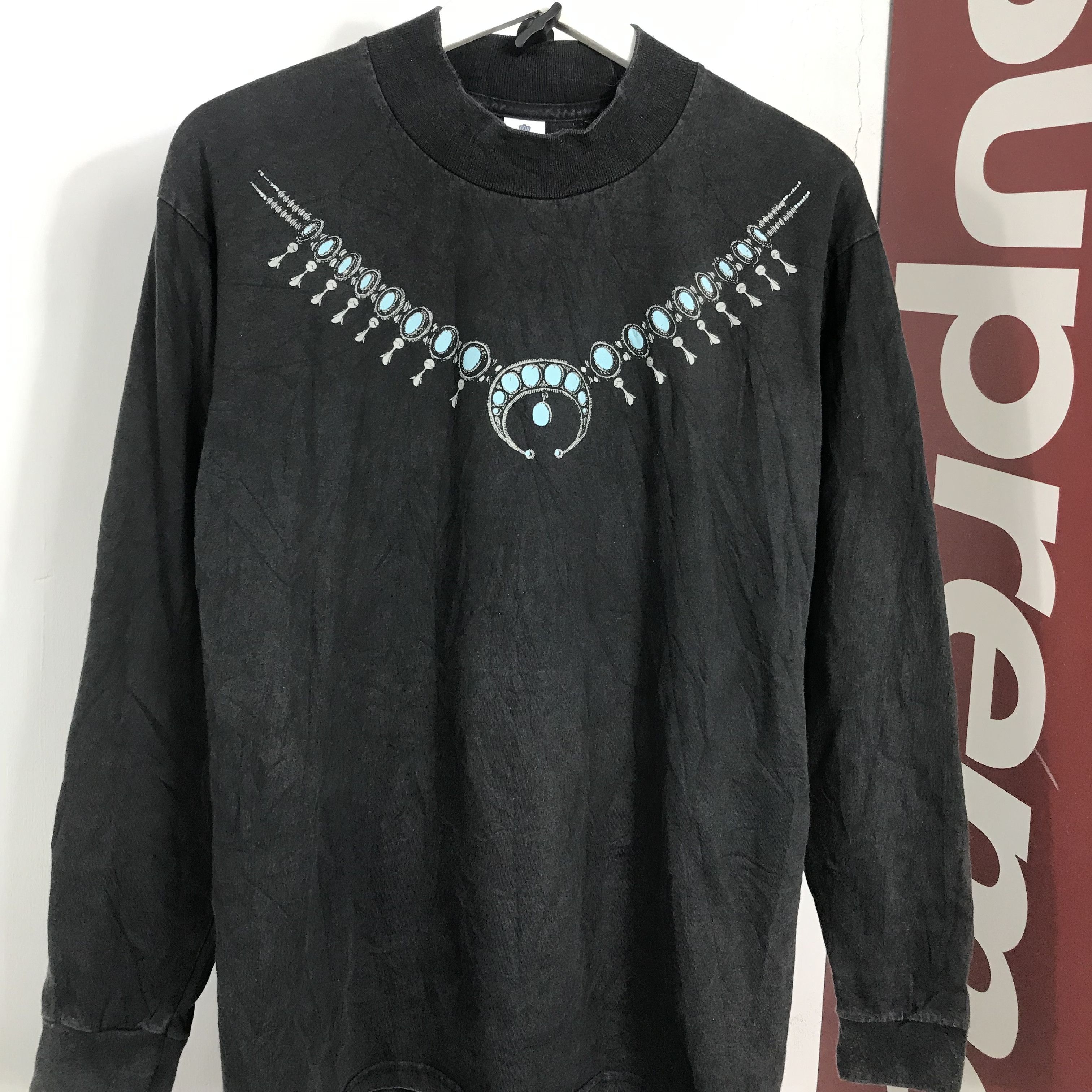 Native Vintage goros chief masatoshi nakamira Longsleeve T-Shirt Size US M / EU 48-50 / 2 - 2 Thumbnail