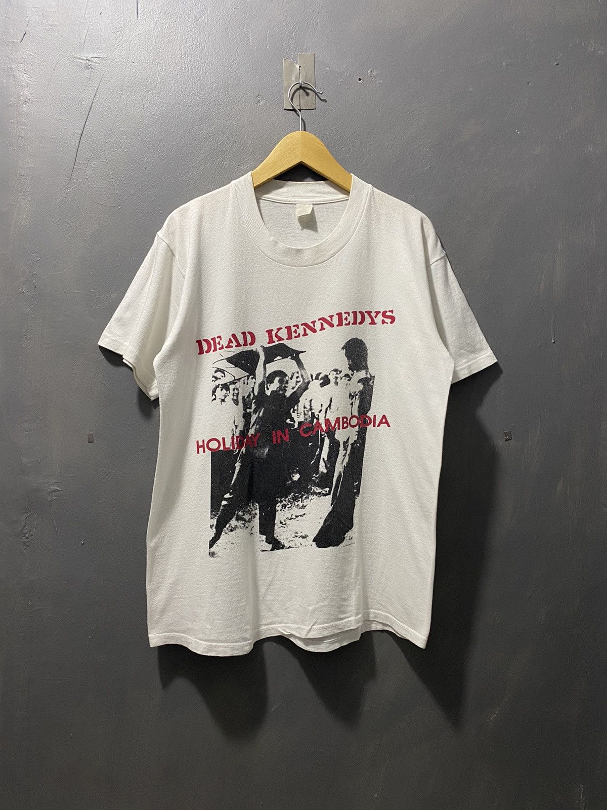 Band Tees × Vintage Vintage 80s Dead Kennedys Holliday In Cambodia Tee Size US L / EU 52-54 / 3 - 1 Thumbnail