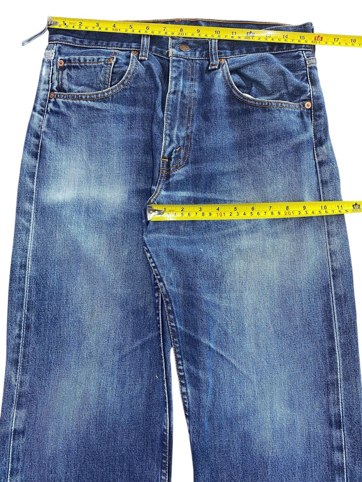 Levi's Vintage Levi’s Faded Blue Wash Style Loose Jeans Size US 32 / EU 48 - 5 Thumbnail