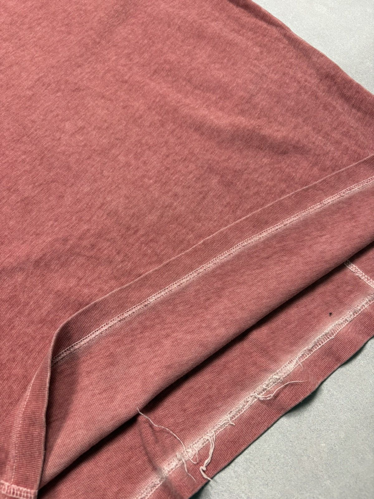 A-COLD-WALL* A-Cold-Wall Distressed T-Shirt Washed Red Asymmetric Seam Size US L / EU 52-54 / 3 - 24 Thumbnail