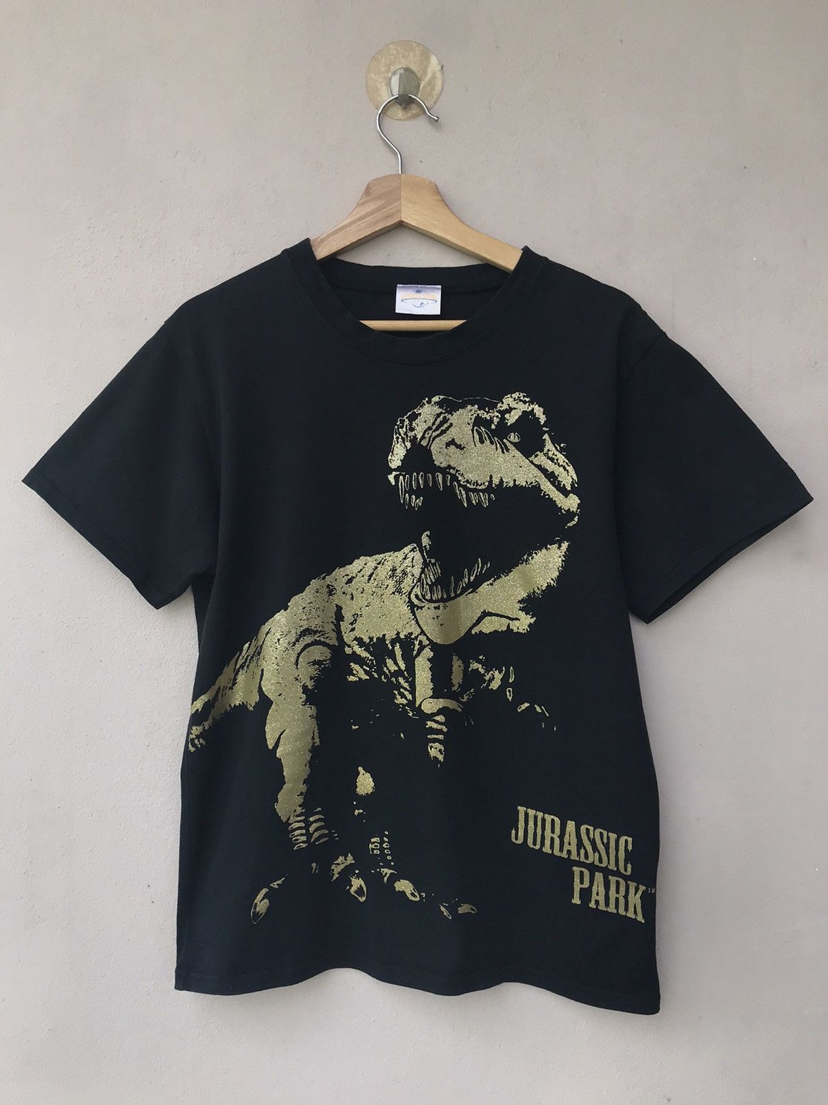 Universal Studios Vintage Universal Studio Japan Jurassic Park Tee Size US M / EU 48-50 / 2 - 1 Thumbnail