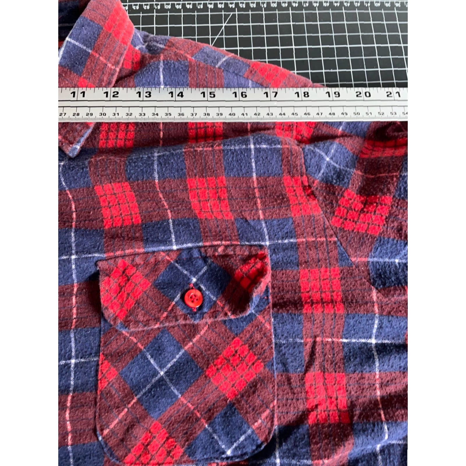 Vintage VINTAGE Above Average Quilted Flannel Shirt Jacket Men XL Tall Red Blue Plaid Insulated Shacket Size US XL / EU 56 / 4 - 7 Thumbnail