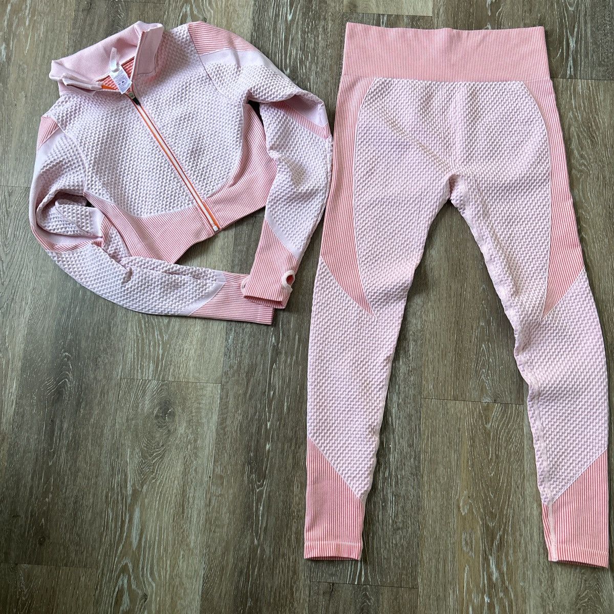 Other 2 piece set Size 27" / US 4 / IT 40 - 1 Thumbnail