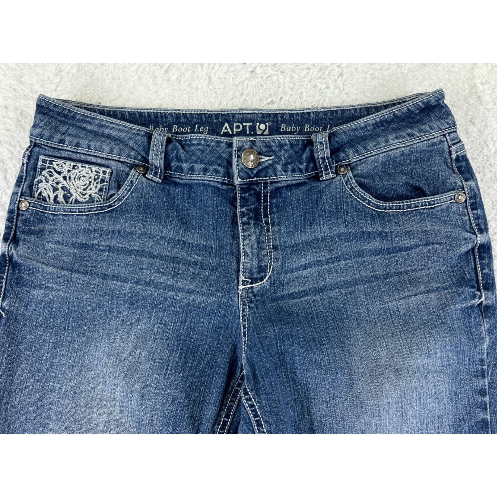 Apt. 9 Apt.9 Women's Denim Jeans Bootcut 10 Blue Embroidered Rose Stretch Mid Rise 31x29 Size 32" / US 10 / IT 46 - 4 Thumbnail