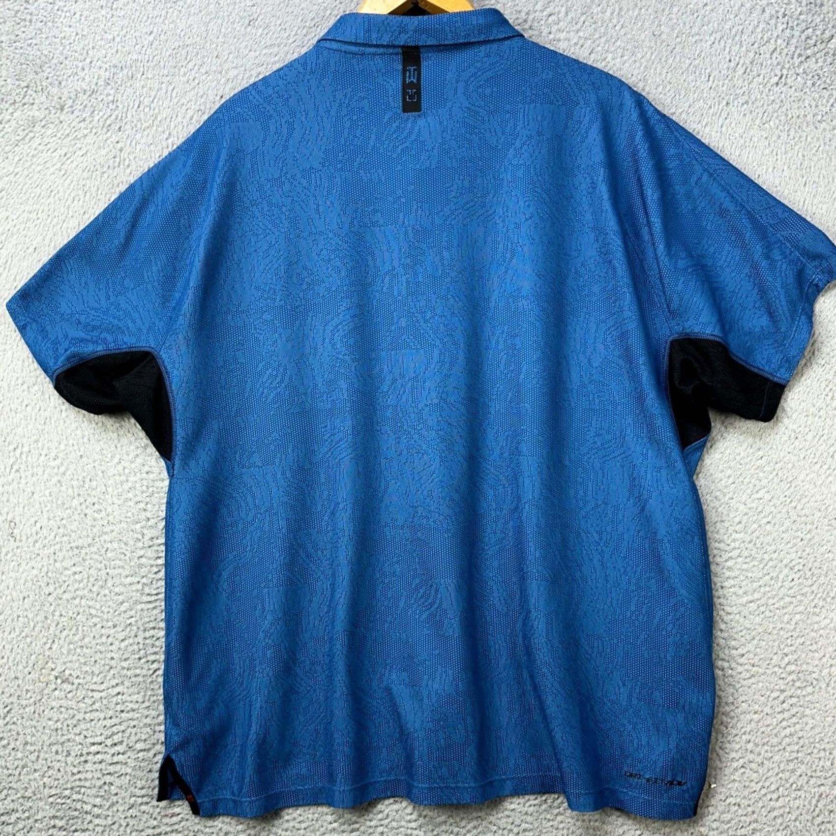 Nike Nike Tiger Woods Collection Dri FIT Polo Shirt Golf Men 2XL Blue Short Sleeve Geometric Nike Dri-FIT Polo Shirt Mens Golf Apparel EUC Size US XXL / EU 58 / 5 - 2 Thumbnail