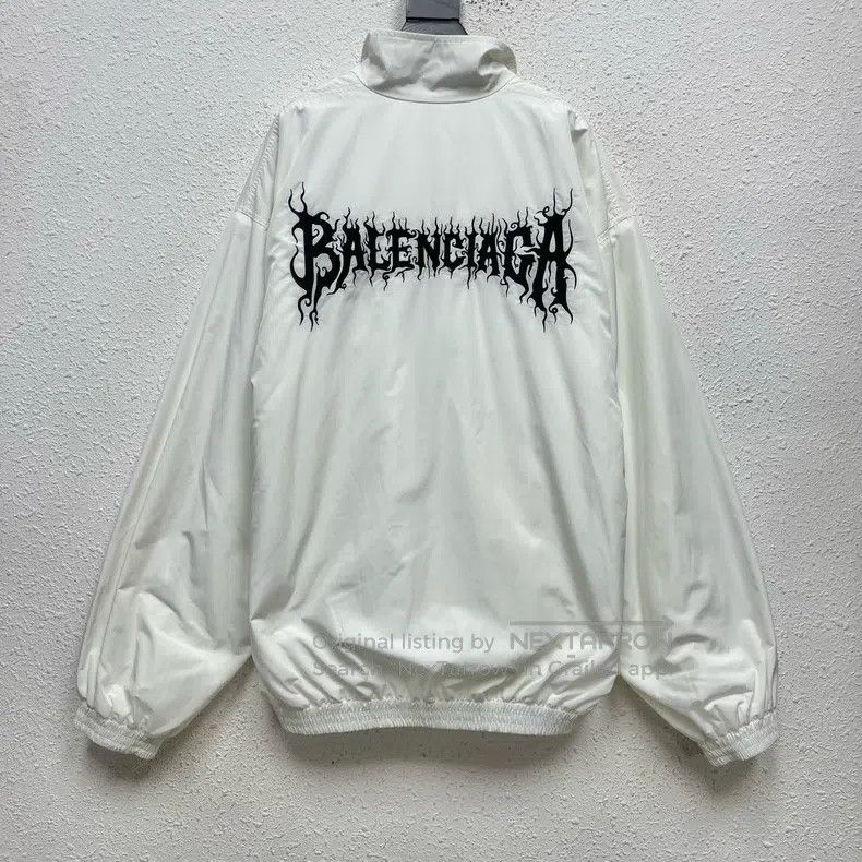Balenciaga Balenciaga White Dragon Year Limited Embroidered Logo Graf Size US XS / EU 42 / 0 - 2 Thumbnail