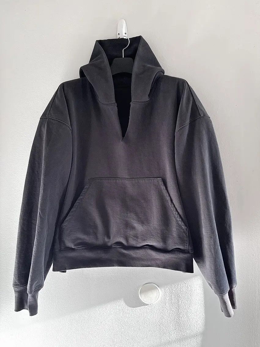 Greg Ross Yeezy Sample Made for Kanye Greg Ross V Neck Padded Hoodie Size US XL / EU 56 / 4 - 1 Thumbnail