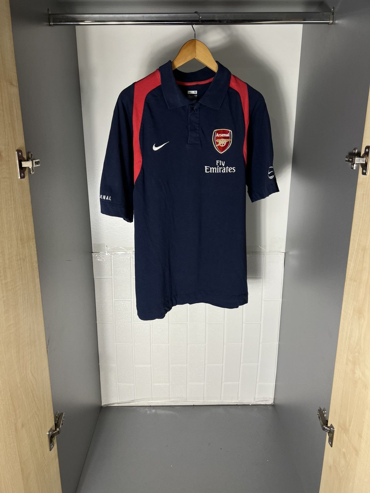 Nike VINTAGE NIKE FC ARSENAL LONDON ENGLAND SOCCER JERSEY Y2K 90s Size US M / EU 48-50 / 2 - 4 Thumbnail