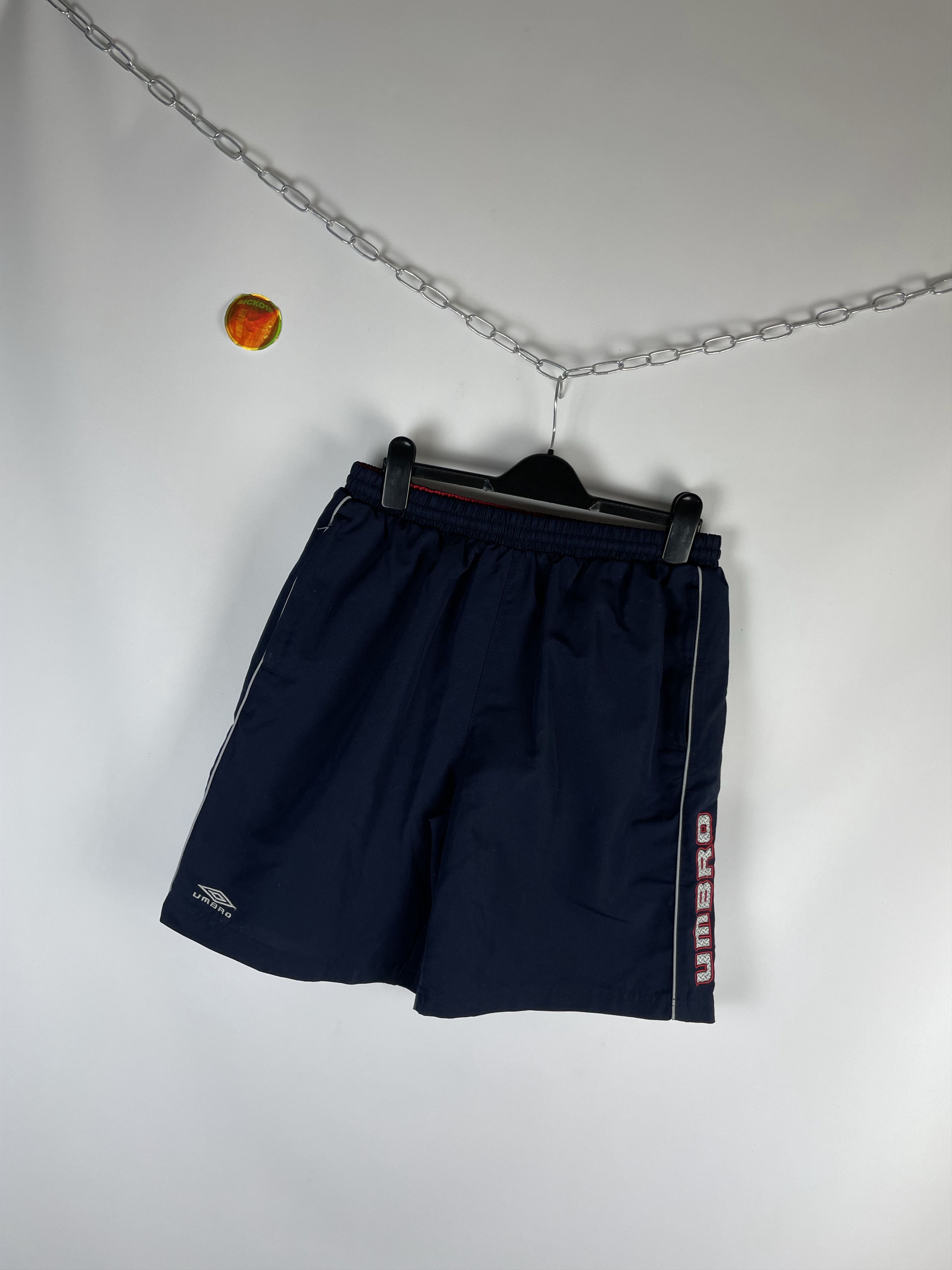 Umbro Vintage Umbro Shorts 90s Size US 34 / EU 50 - 2 Thumbnail