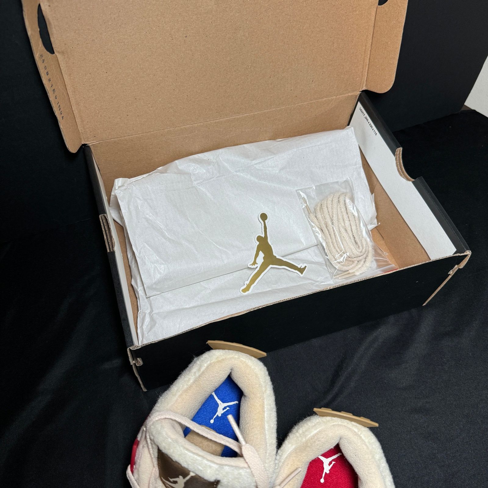 Jordan Brand × Nike Size 7 - Nike Air Jordan 4 Retro GS Wild Things Men's Shoes Size US 7 / EU 40 - 10 Thumbnail