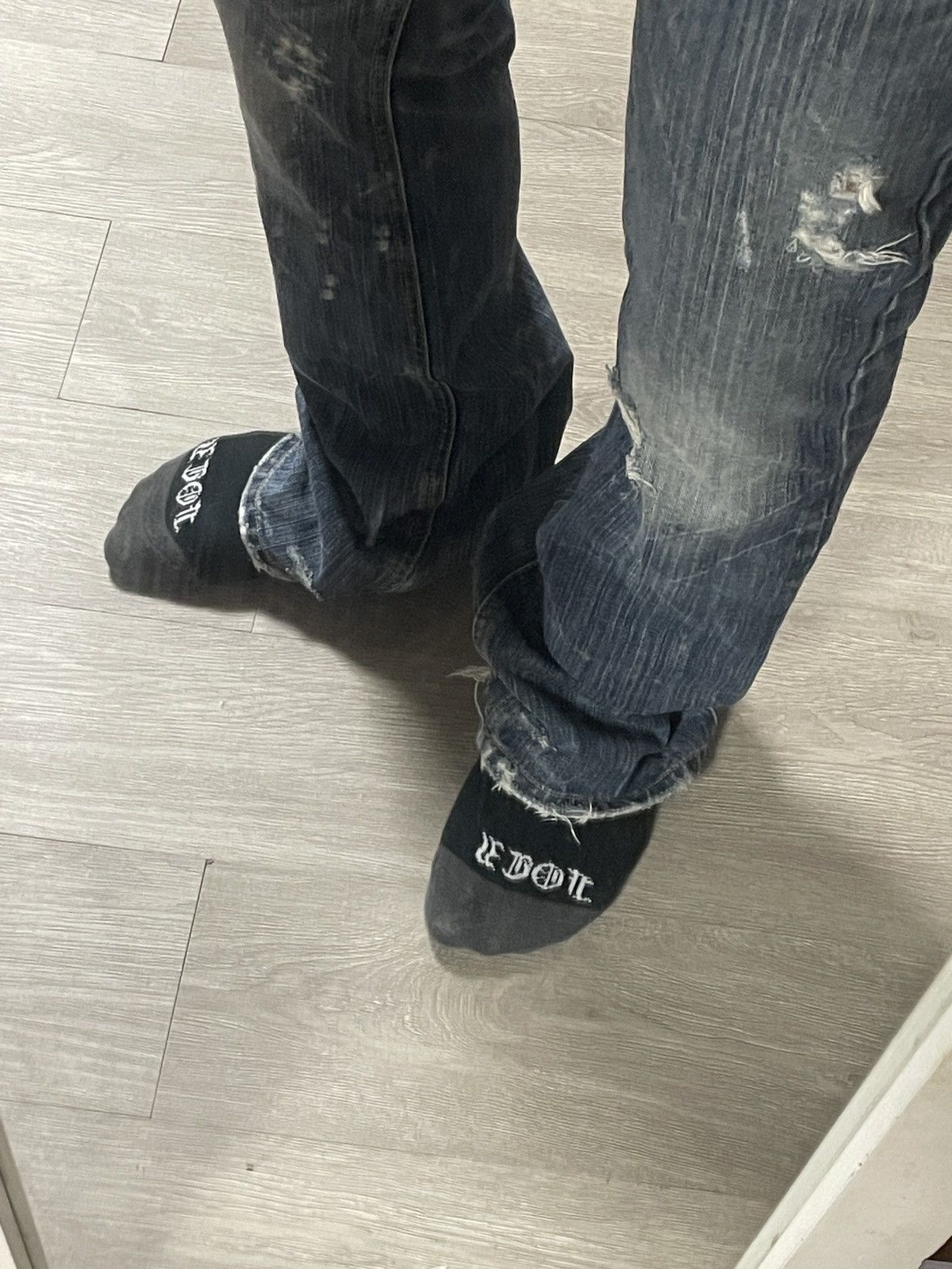 If Six Was Nine 2000s Japanese archive Distressed Skull Patch Flare Jeans Size US 30 / EU 46 - 11 Thumbnail