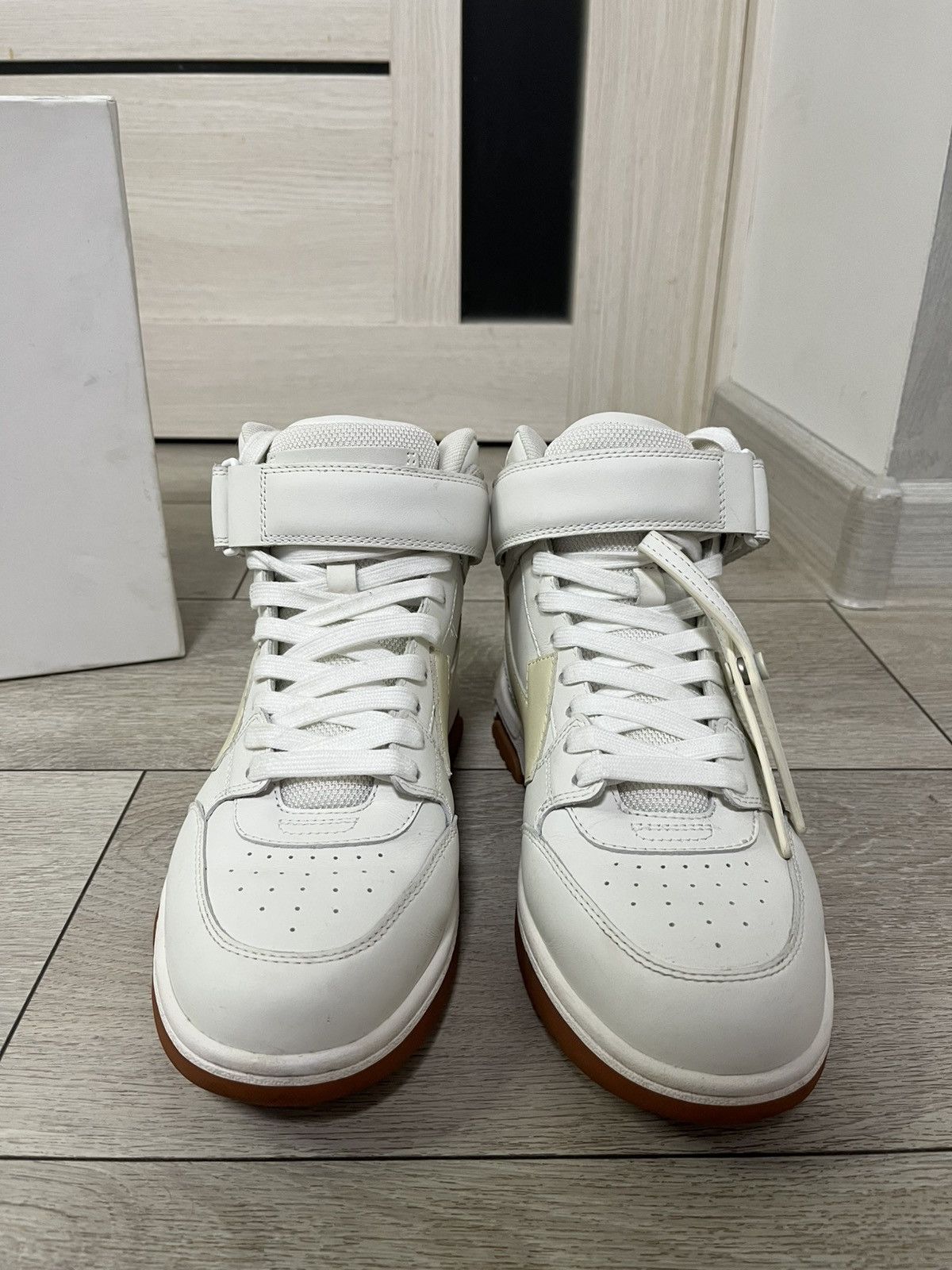 Off-White Off White Out Off Office High Top Size US 7 / EU 40 - 3 Thumbnail