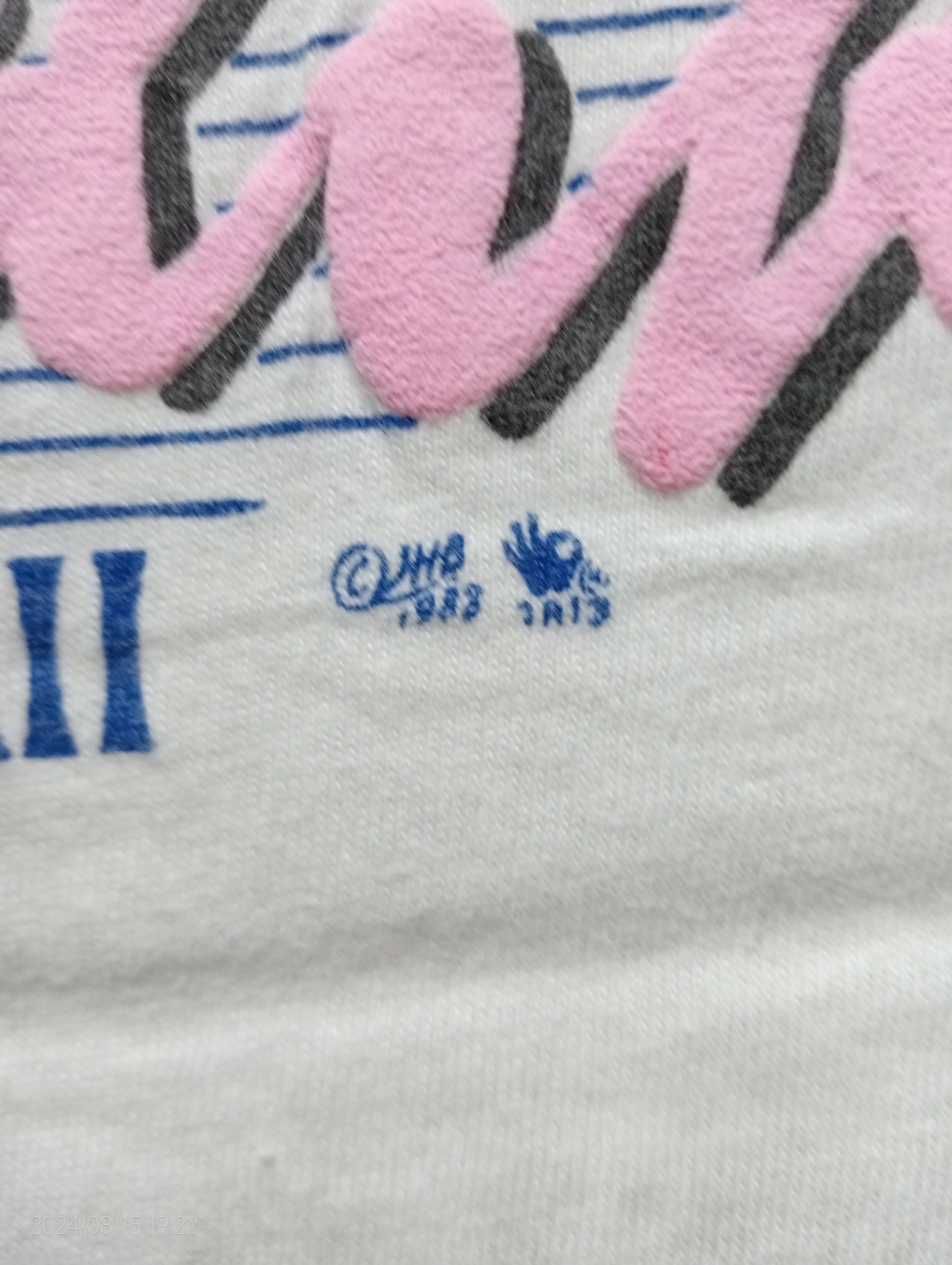 Vintage Vintage '80s Hanes Waikiki Hawaii Tee Made in USA Size US S / EU 44-46 / 1 - 2 Thumbnail