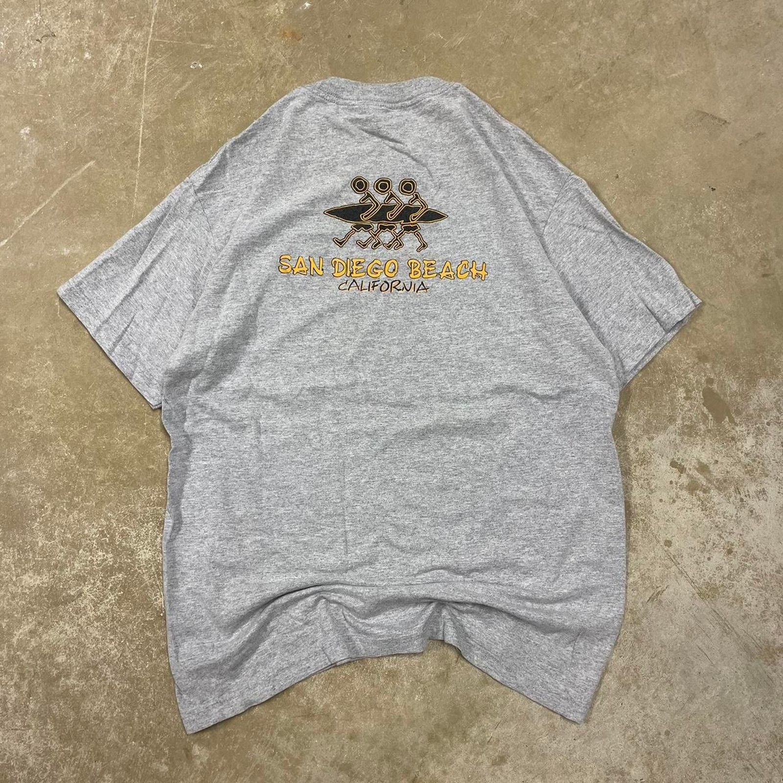 AAA 90s San Diego Beach California grey tee size large Size US L / EU 52-54 / 3 - 1 Thumbnail