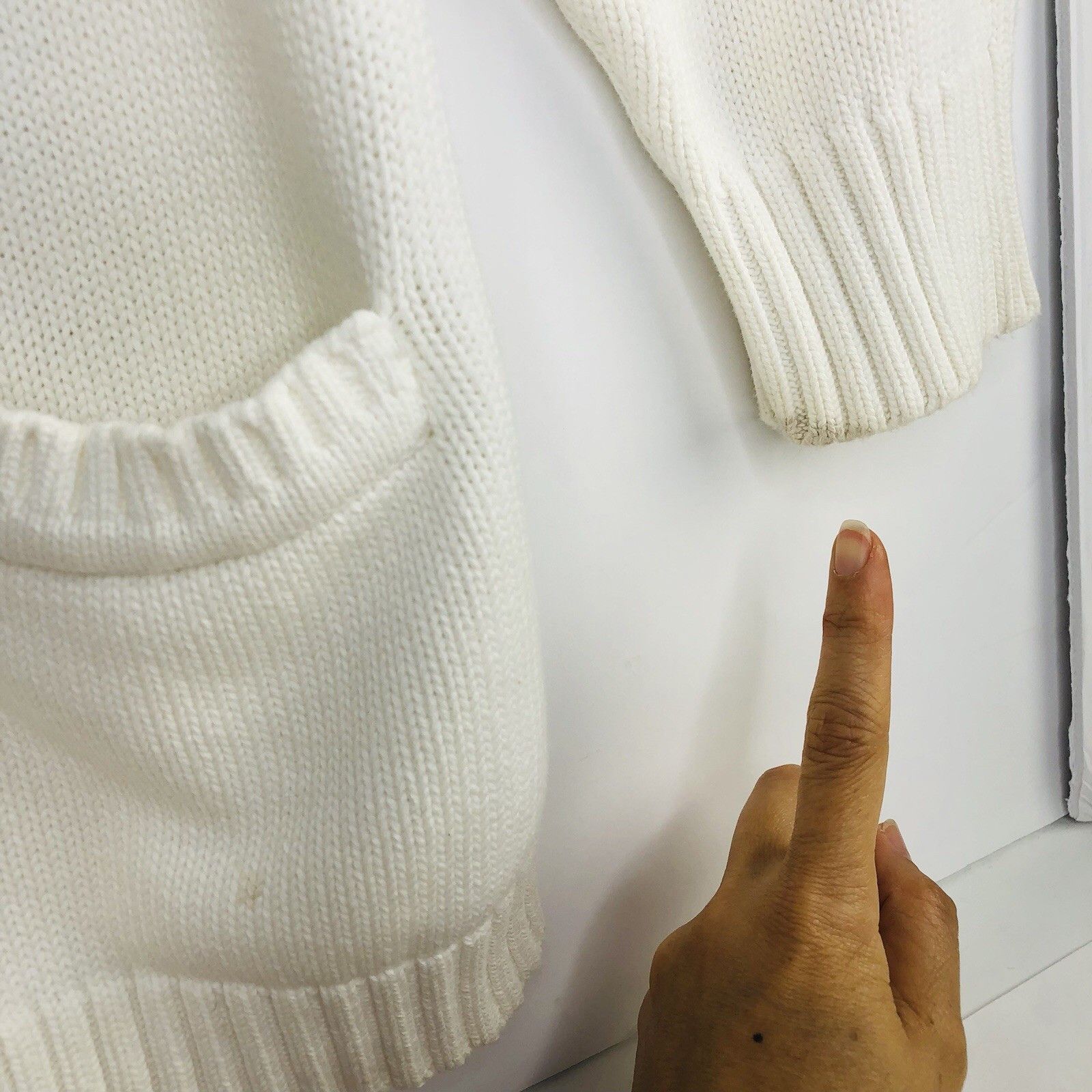 Eddie Bauer Vtg Eddie Bauer women White Sweater Cardigan Size S Size S / US 4 / IT 40 - 4 Thumbnail