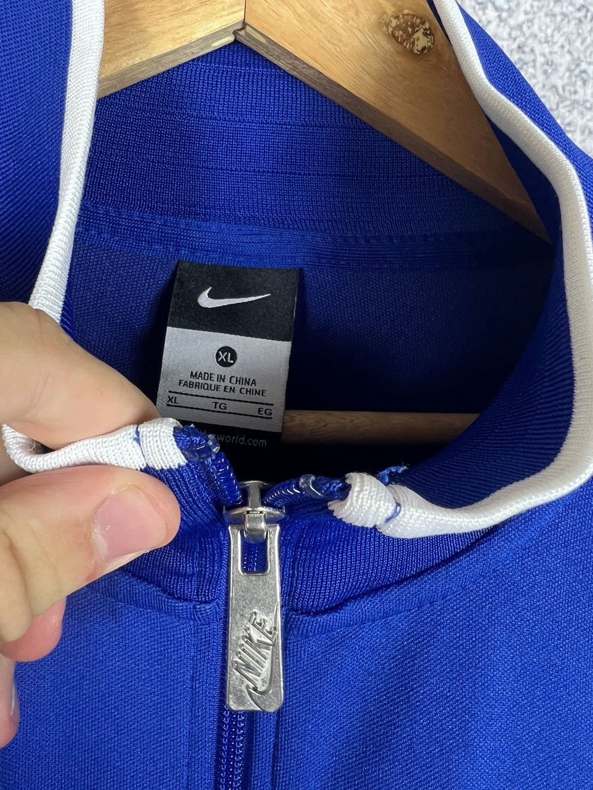 Nike Vintage Nike Manchester United Soccer Tracksuit Track Jacket Size US XL / EU 56 / 4 - 5 Thumbnail
