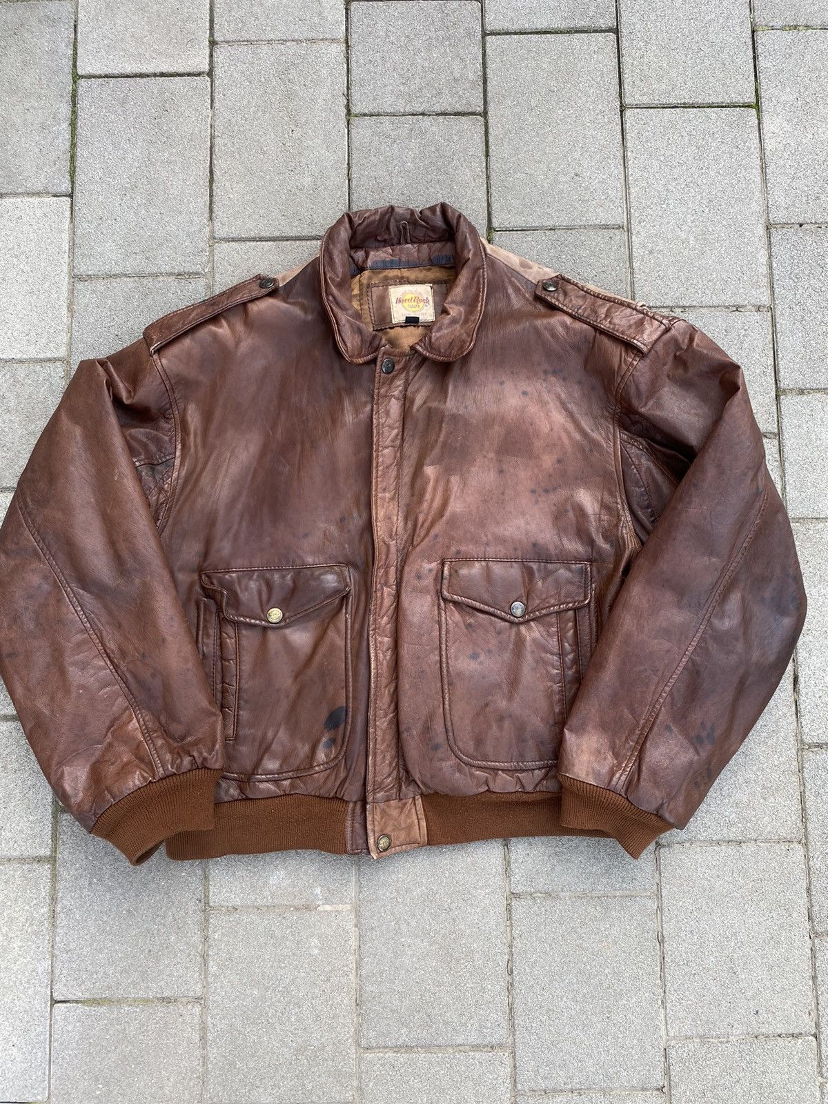 Hard Rock Cafe Hard Rock Cafe Kowloon vintage leather bomber jacket Size US XL / EU 56 / 4 - 6 Thumbnail